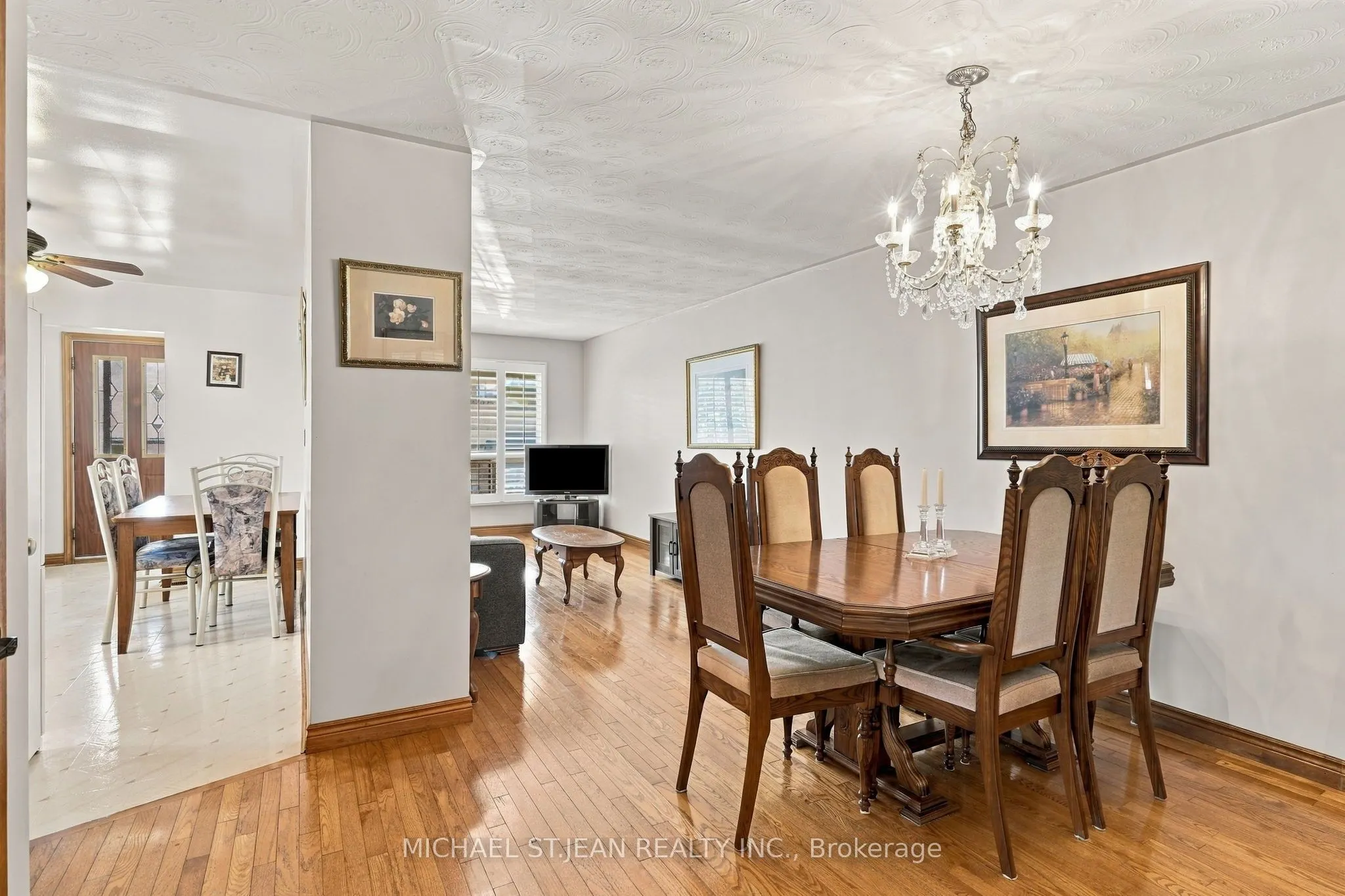 564 Cochrane Road