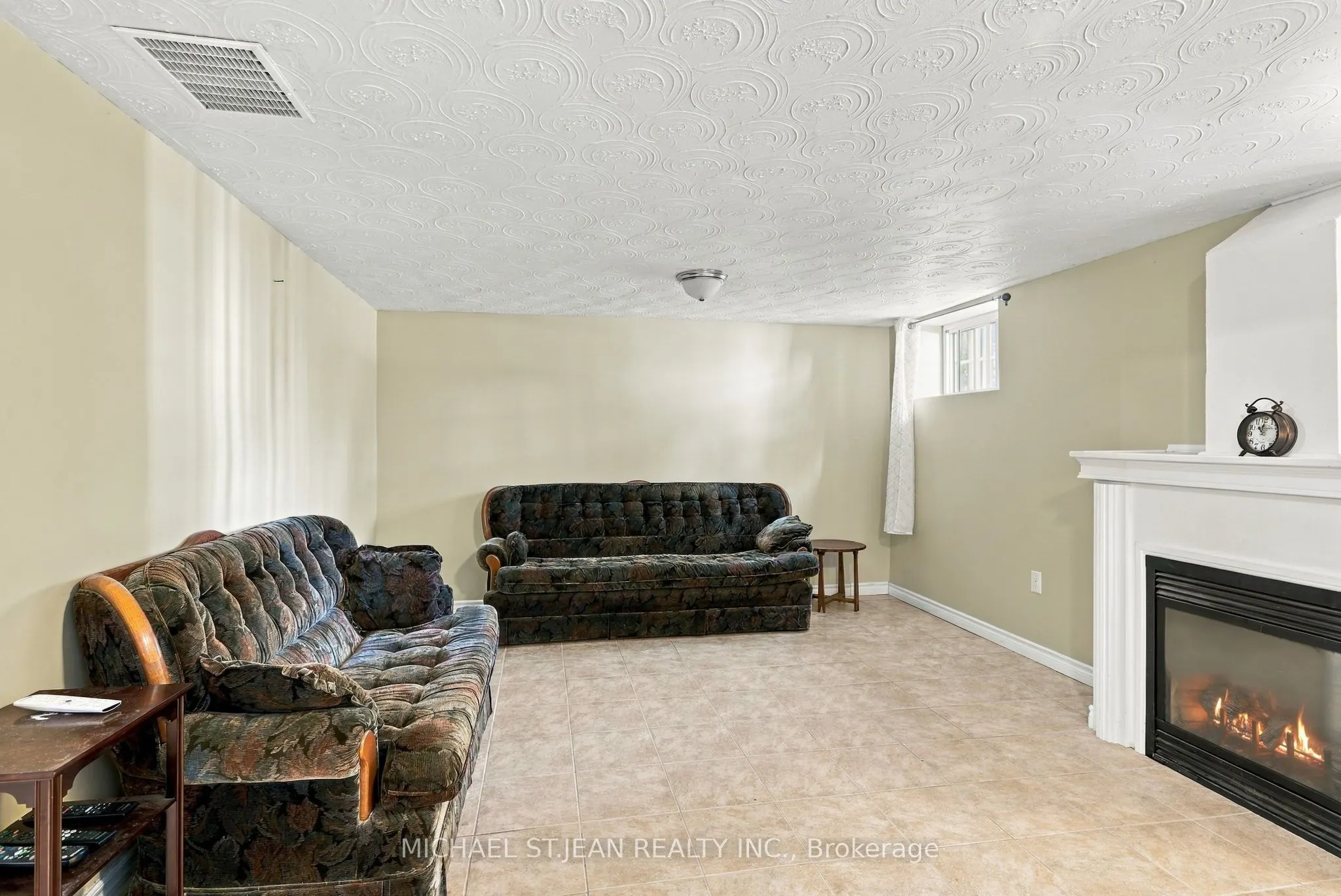 564 Cochrane Road