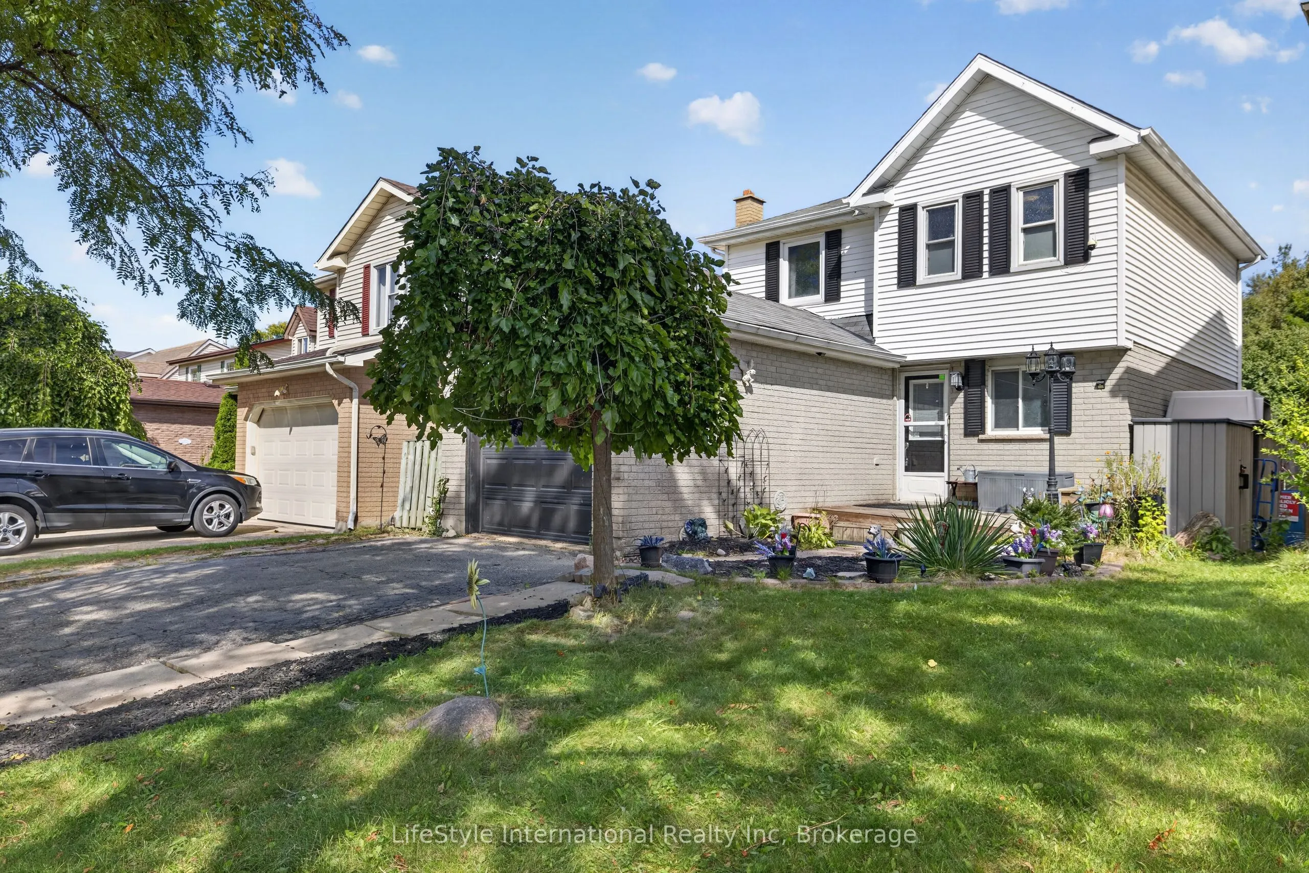 18 Camrose Court