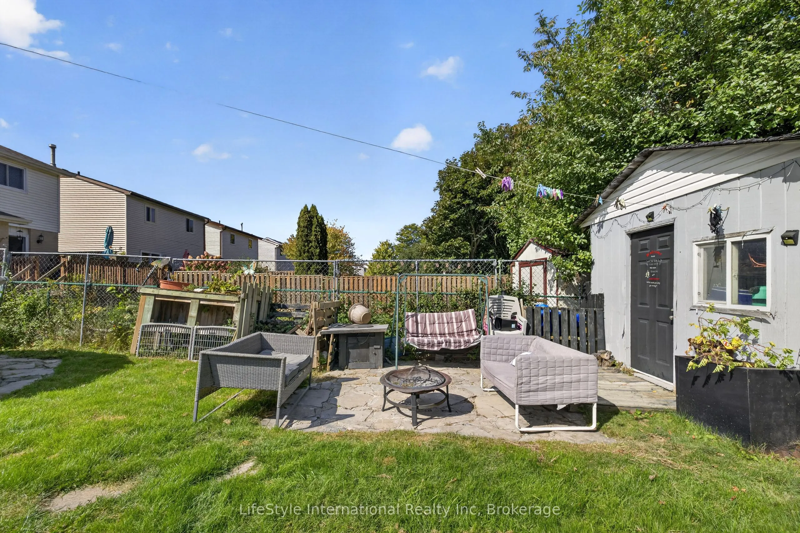 18 Camrose Court
