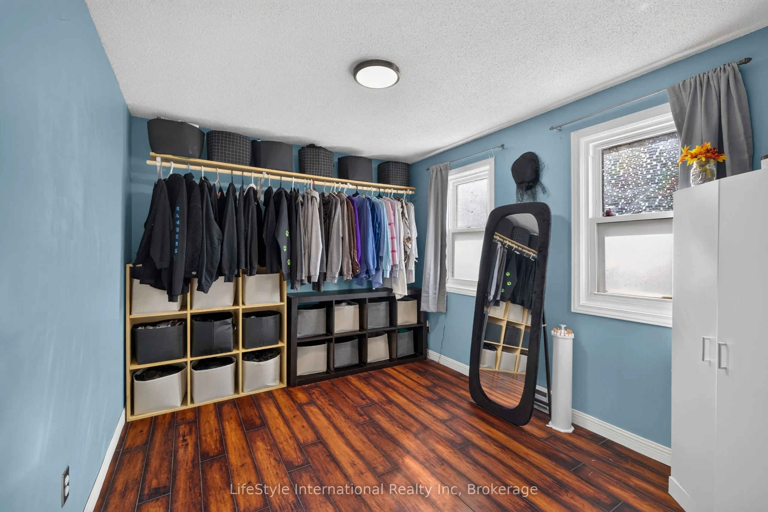 18 Camrose Court