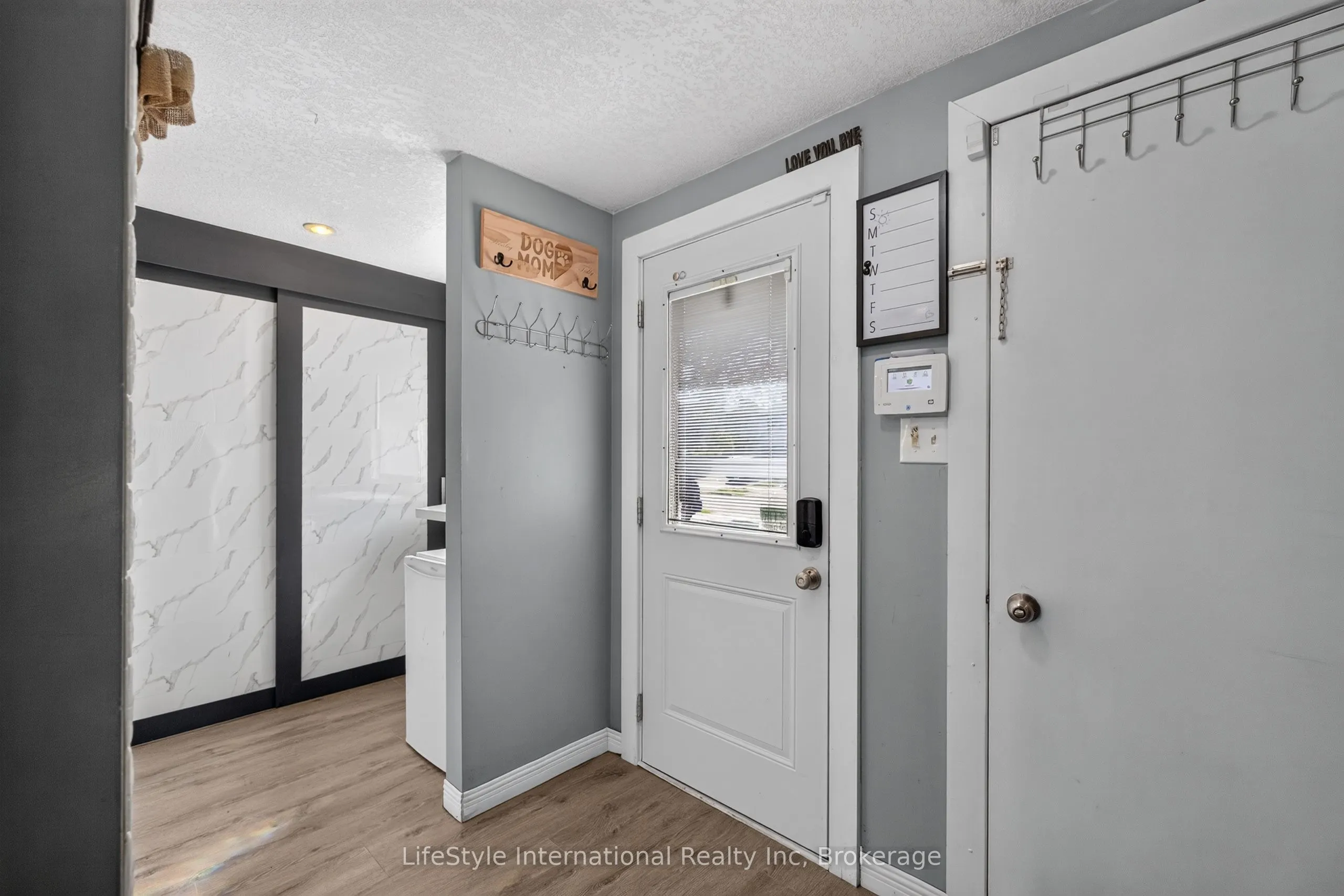 18 Camrose Court