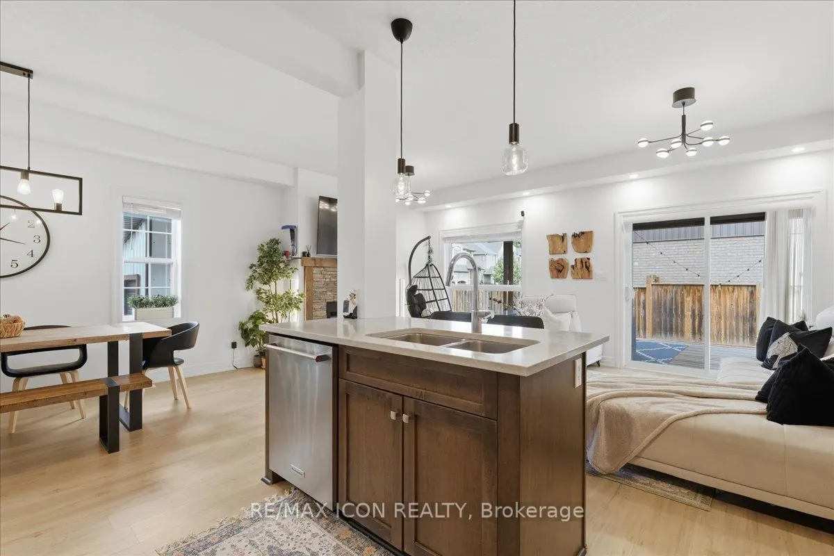 275 Falconridge Drive