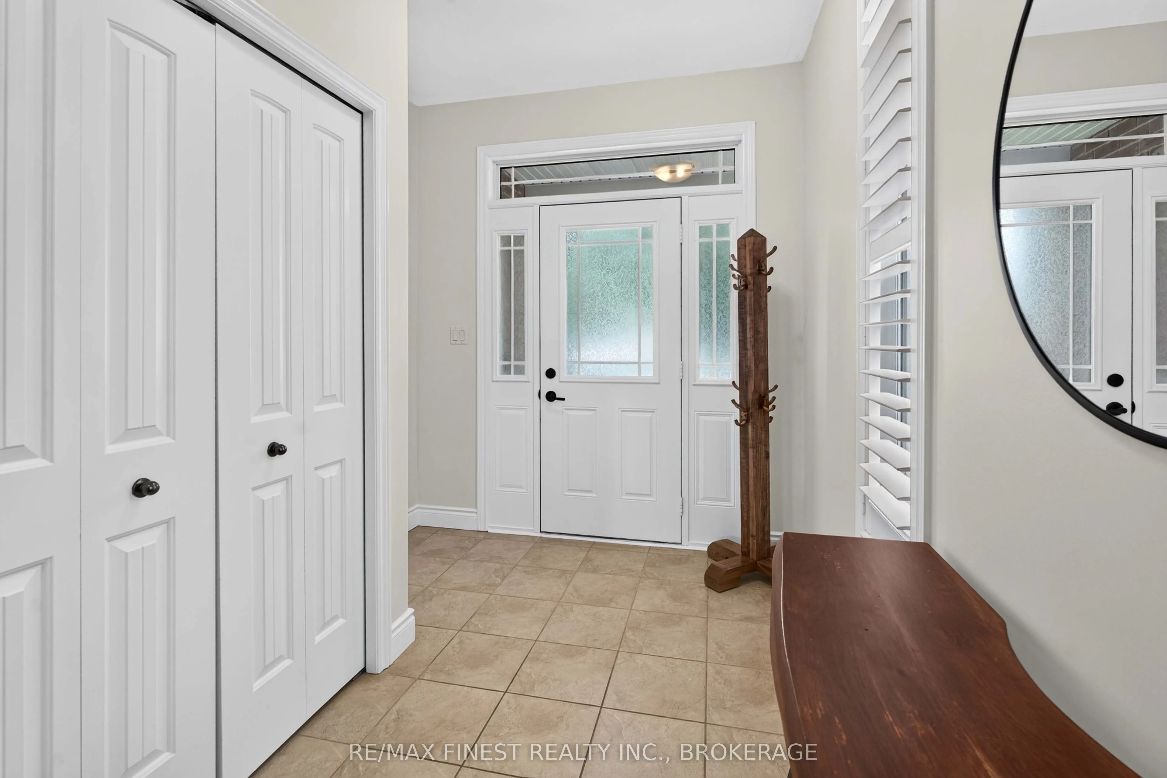 1593 Providence Crescent