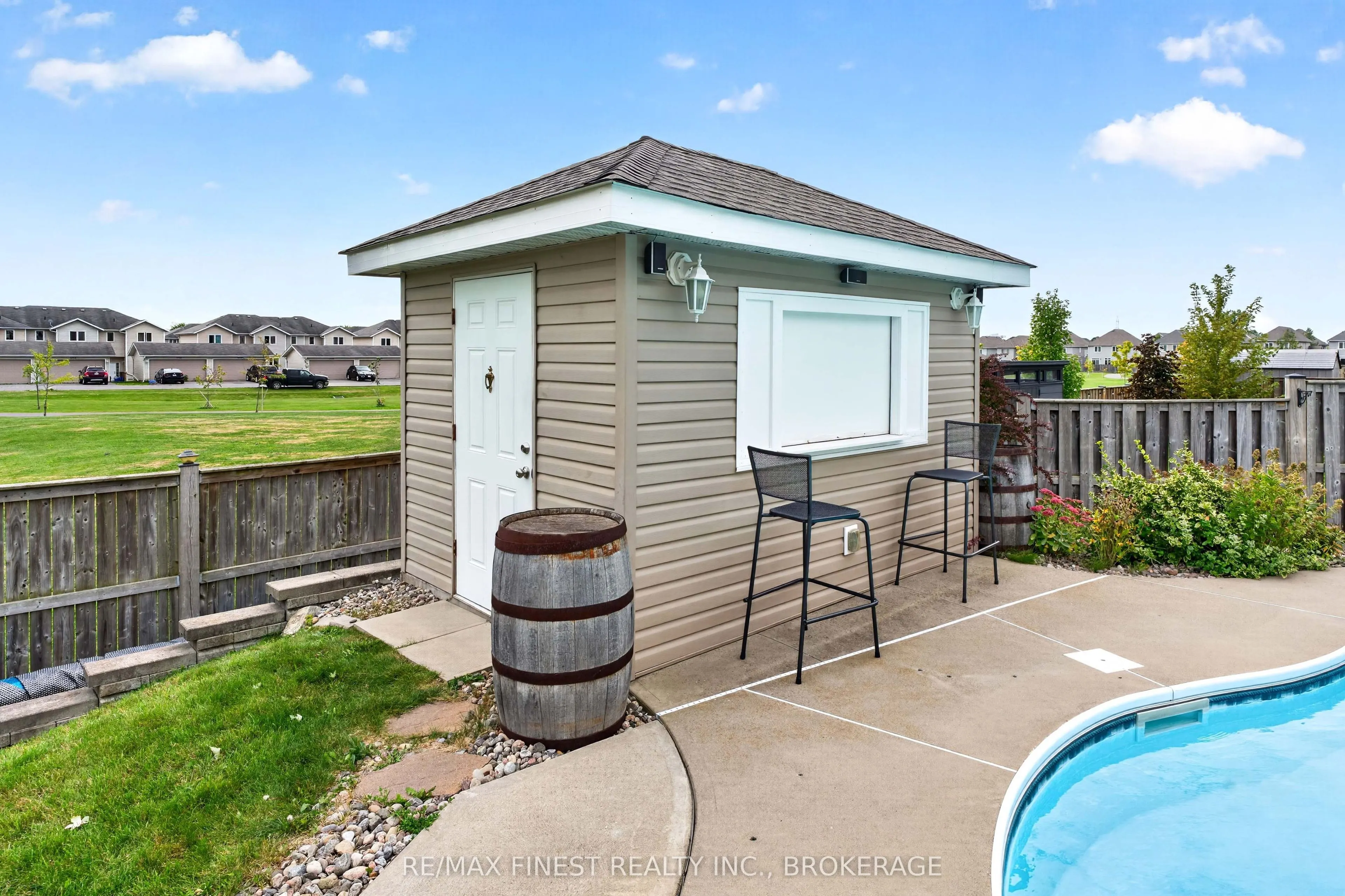 1593 Providence Crescent