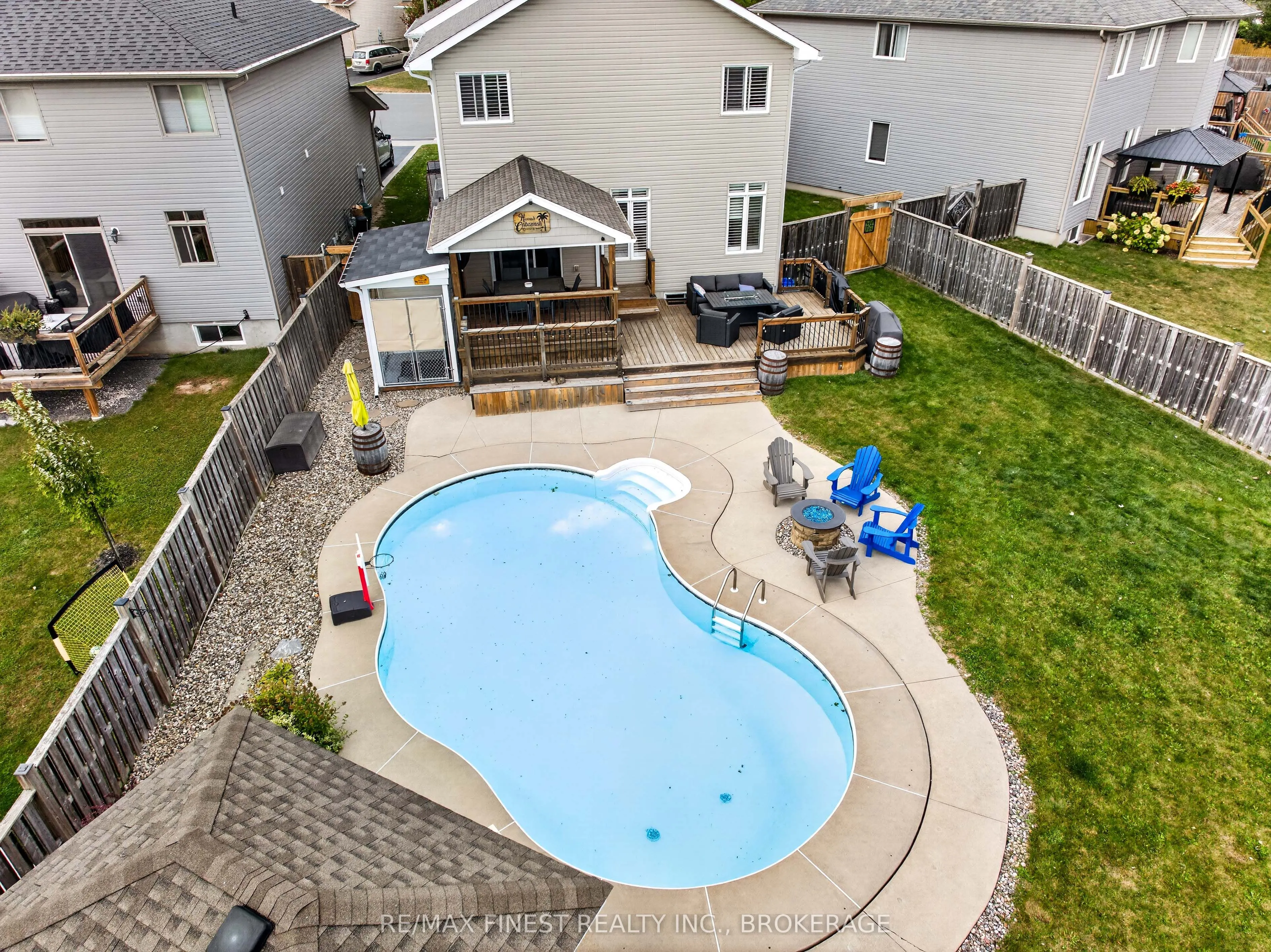 1593 Providence Crescent