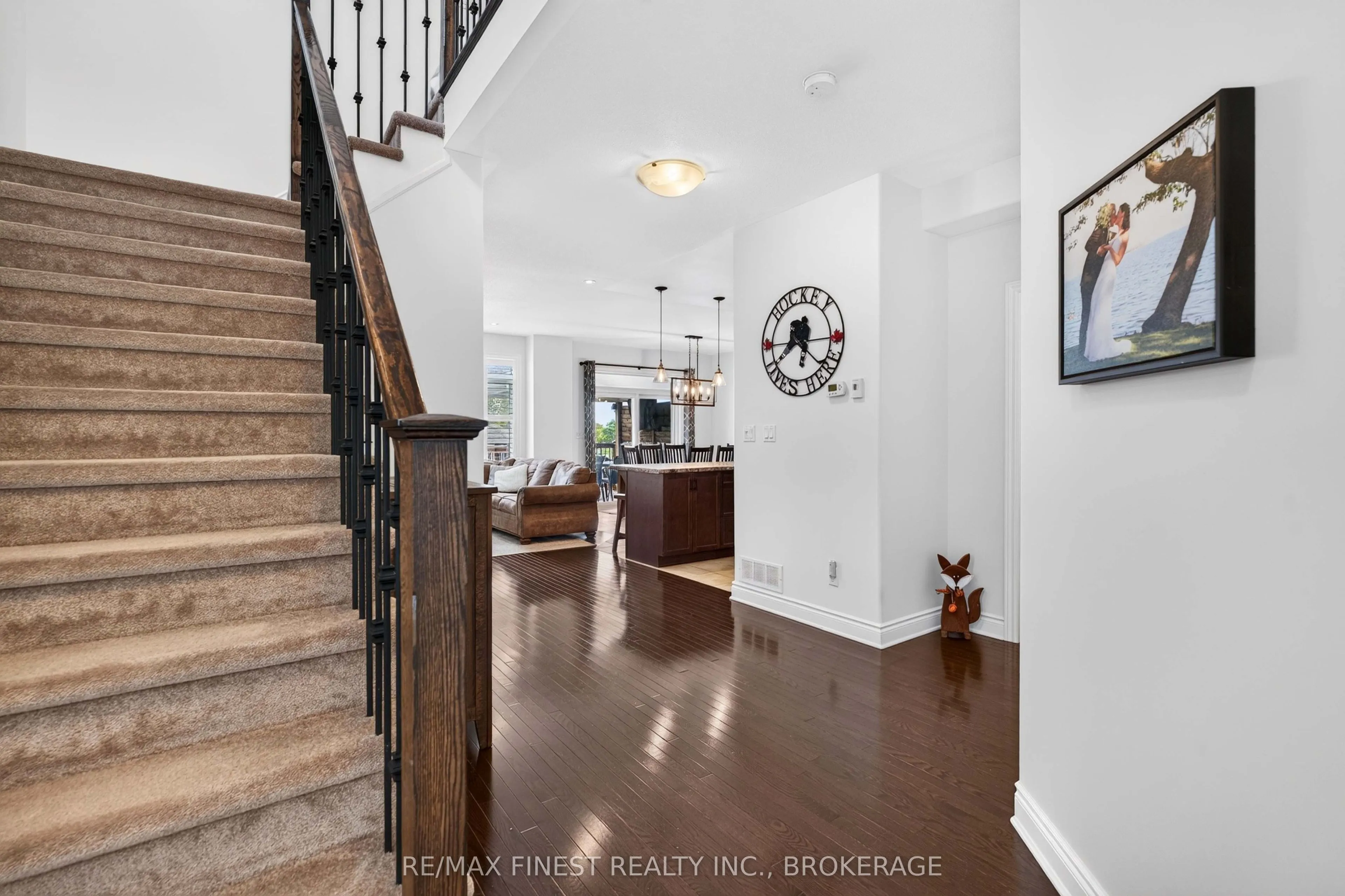1593 Providence Crescent
