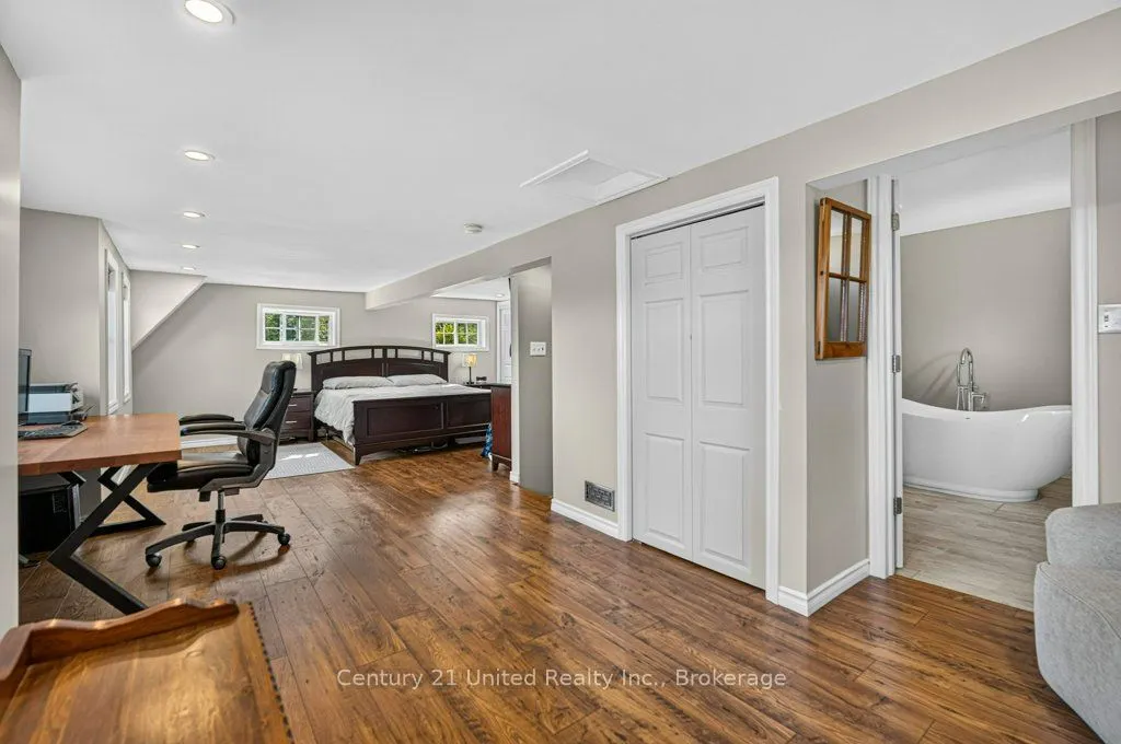 37 Northey's Bay Road