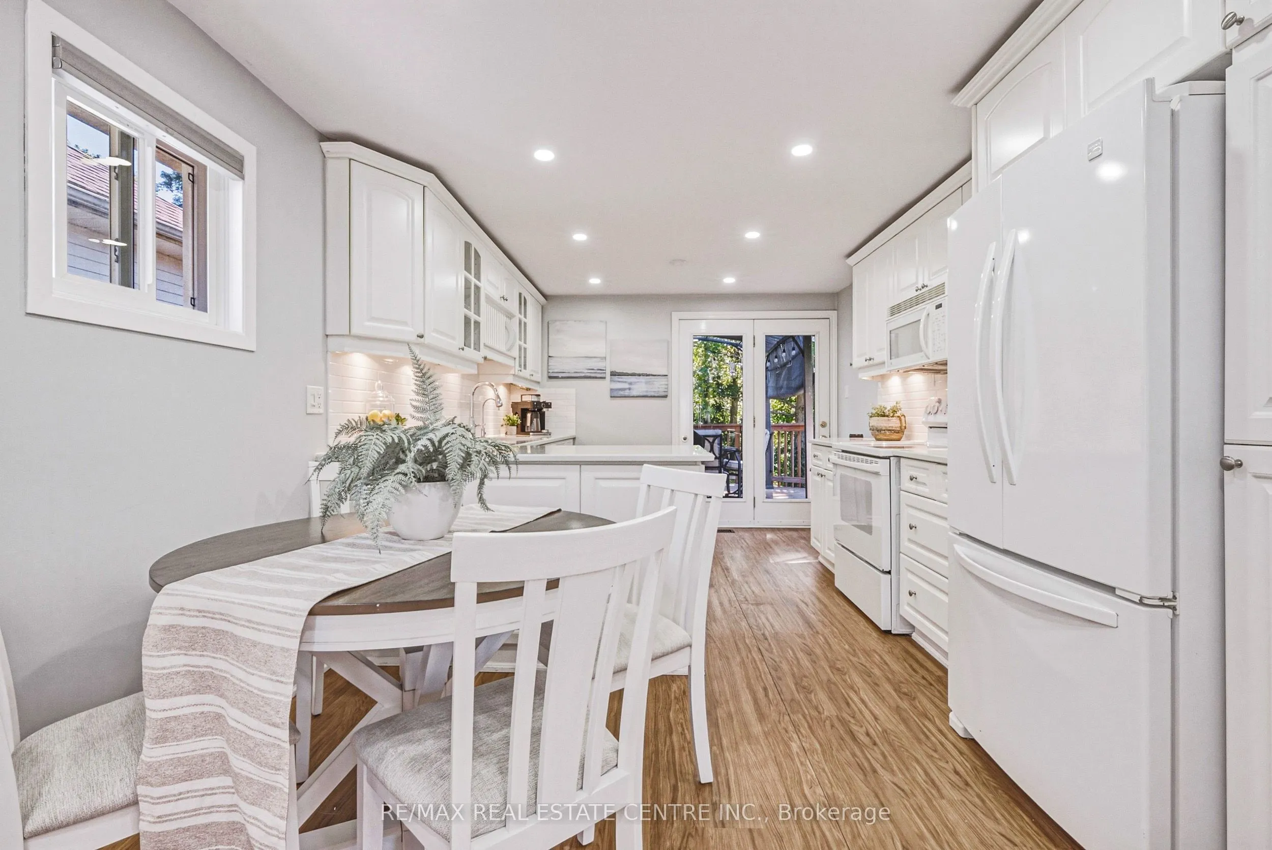 414 Woods Lane