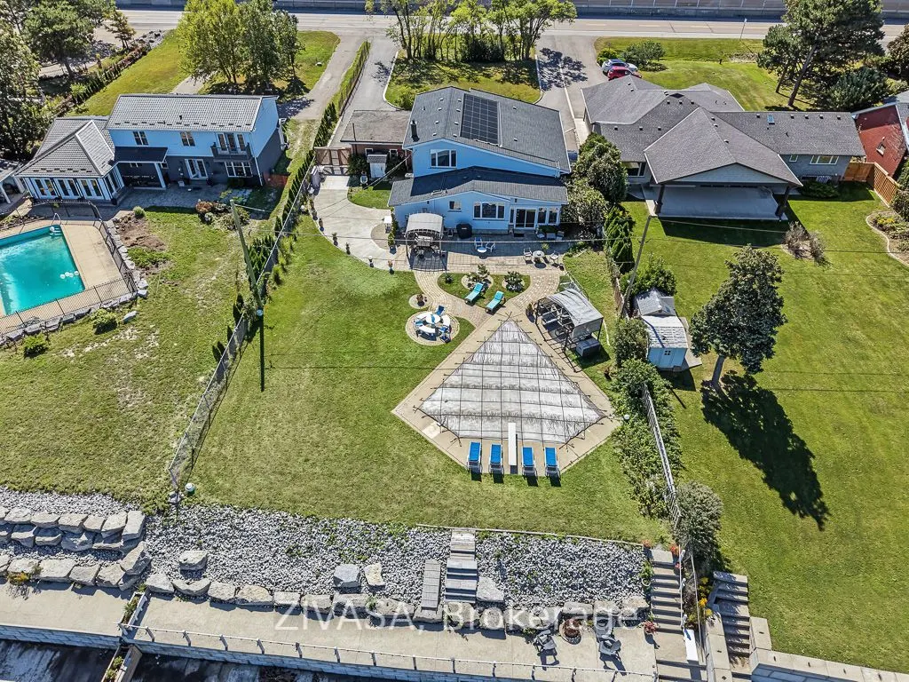 1069 North Service Road