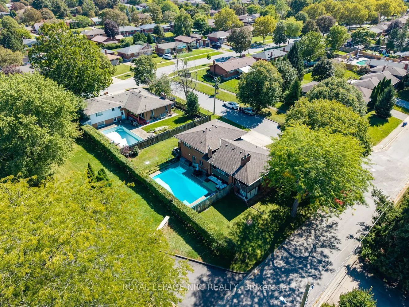 2 Glenbrae Avenue