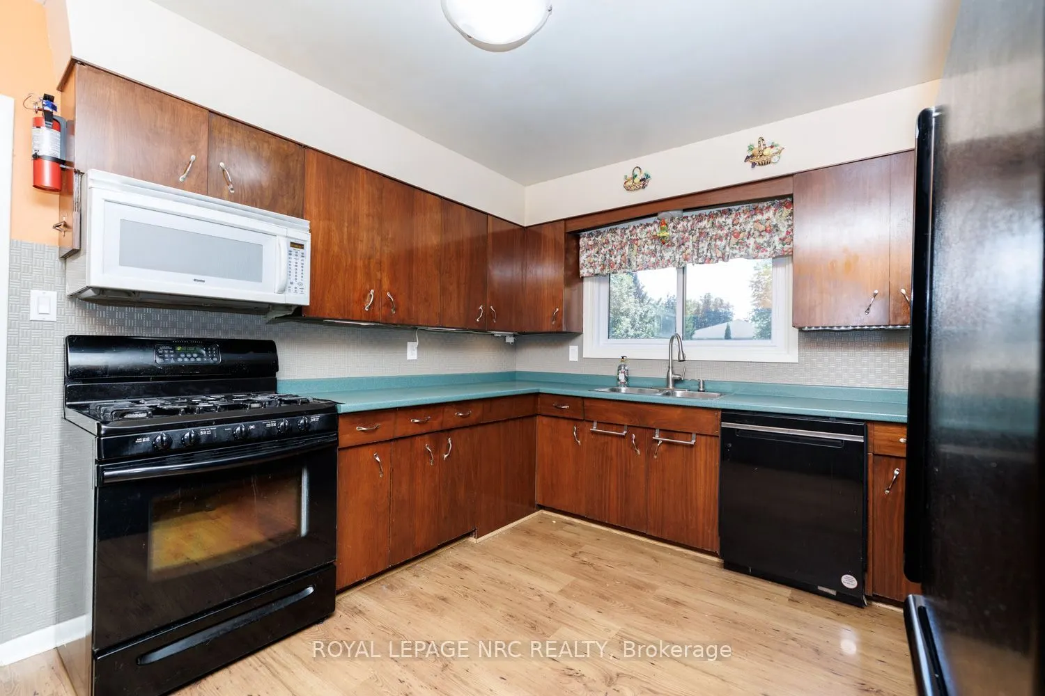 2 Glenbrae Avenue