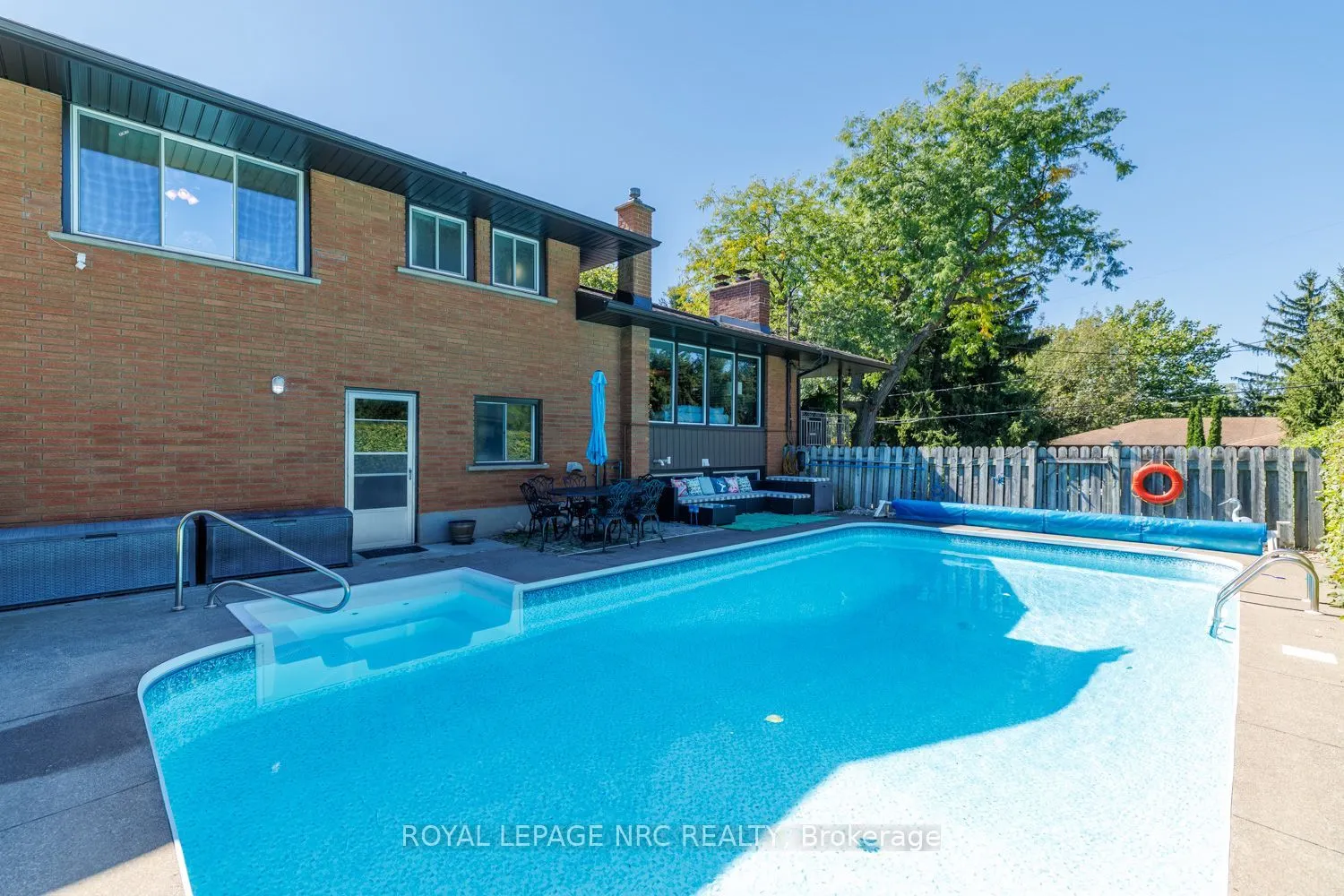2 Glenbrae Avenue