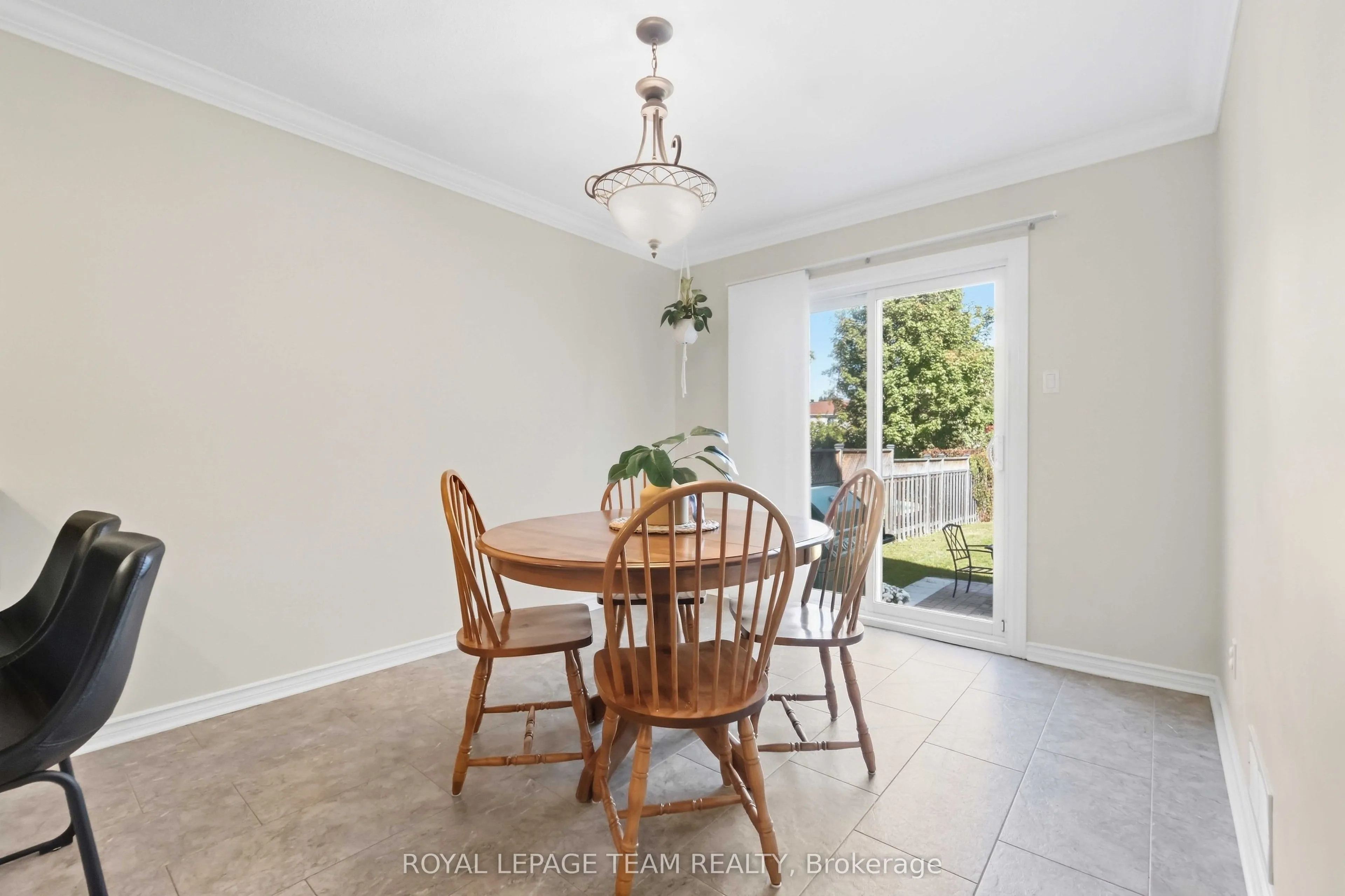1938 La Chapelle Street