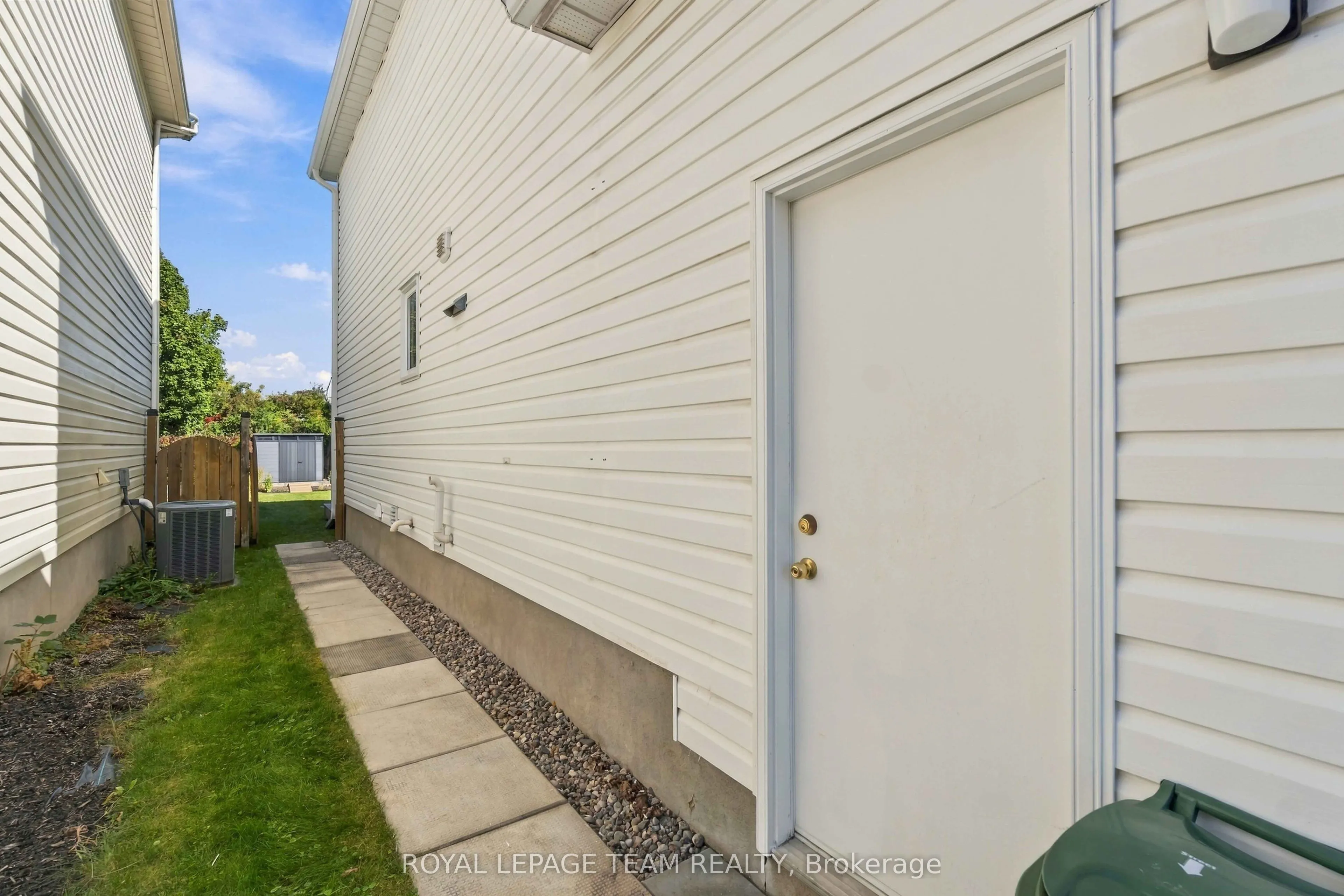 1938 La Chapelle Street