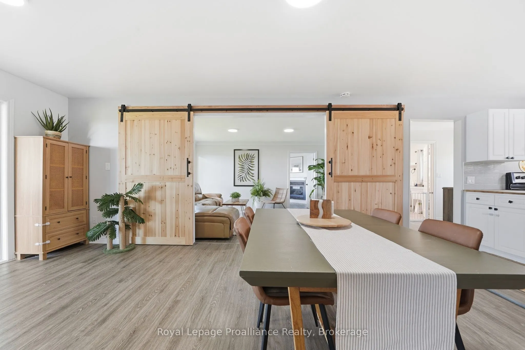 33 Peats Point Lane