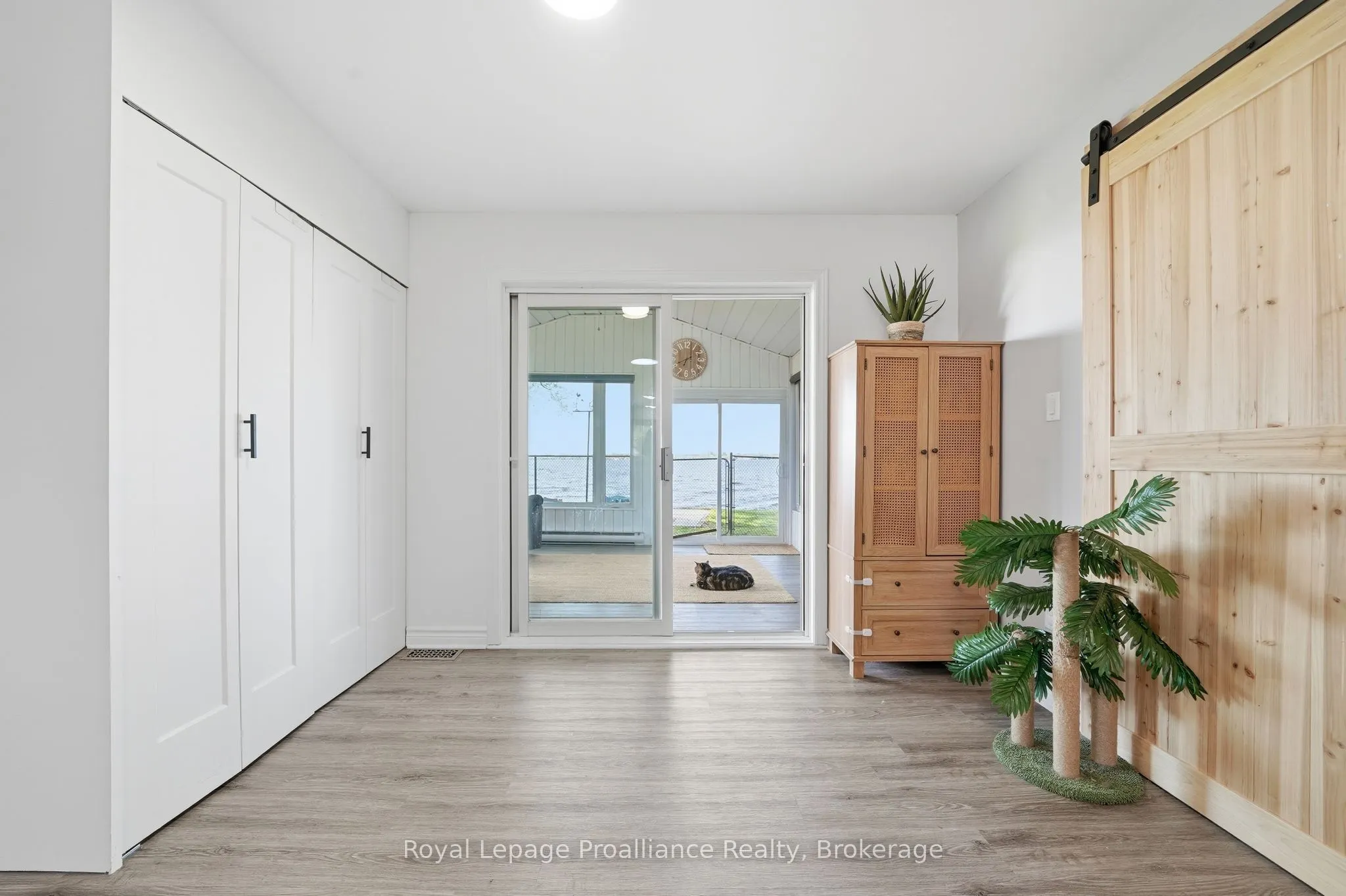 33 Peats Point Lane