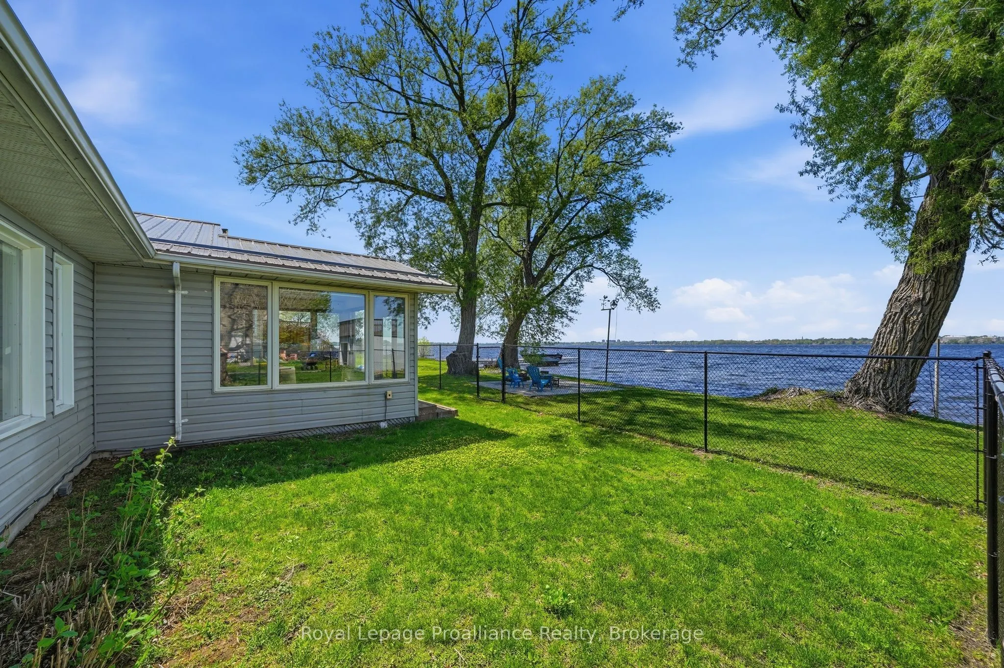 33 Peats Point Lane