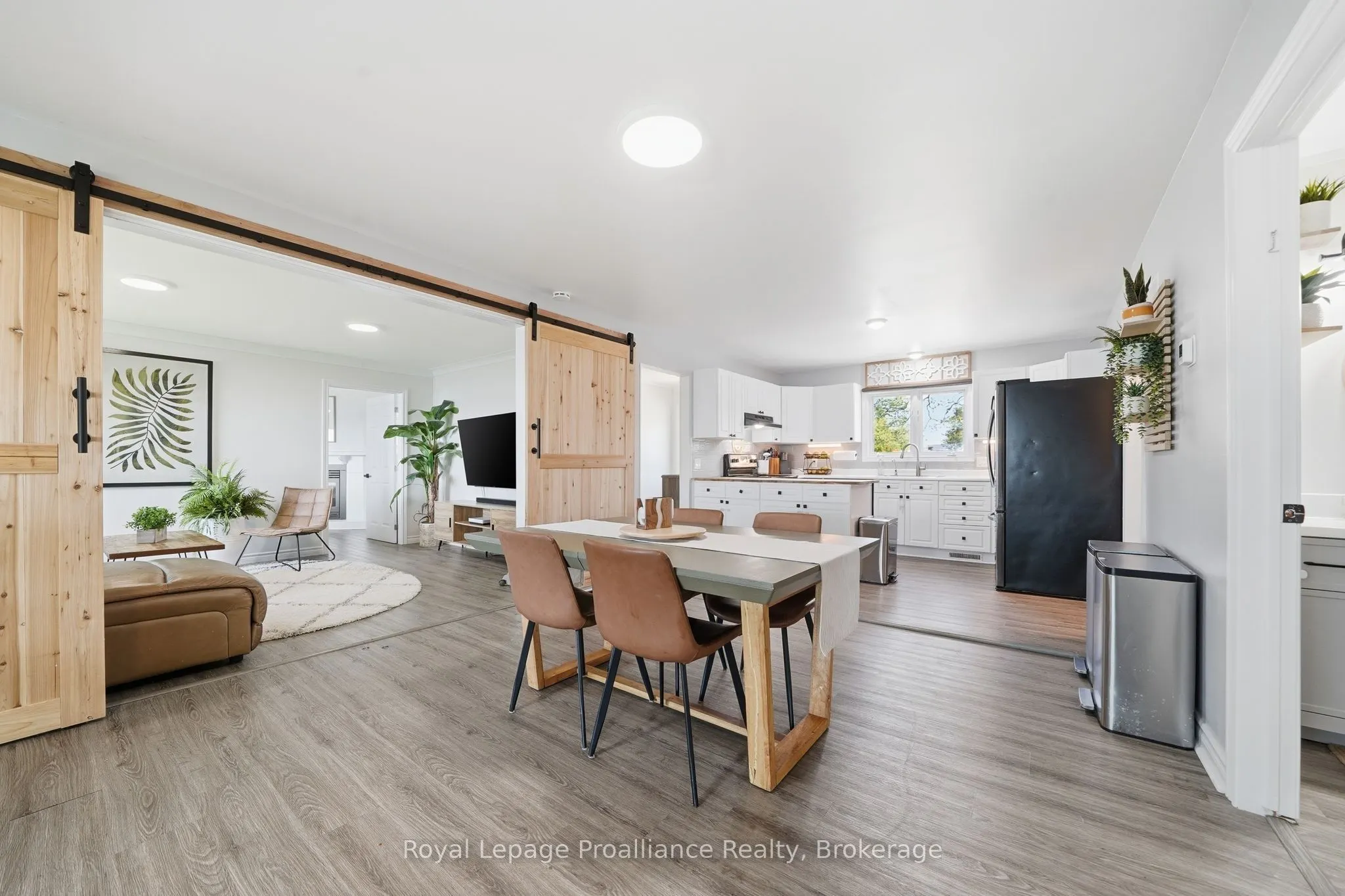33 Peats Point Lane