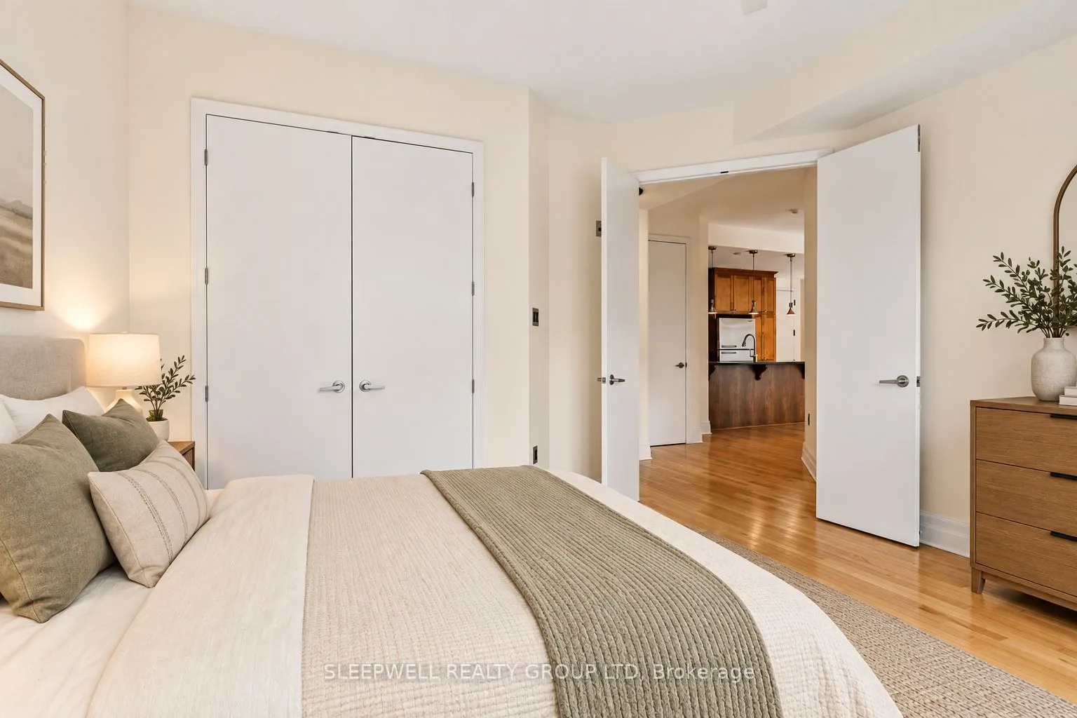 420 Berkley Avenue #706