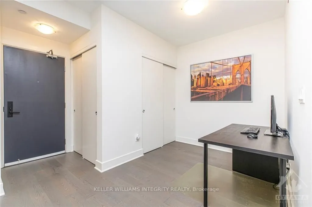 255 BAY Street #706