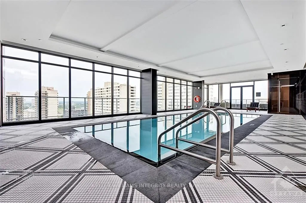 255 BAY Street #706