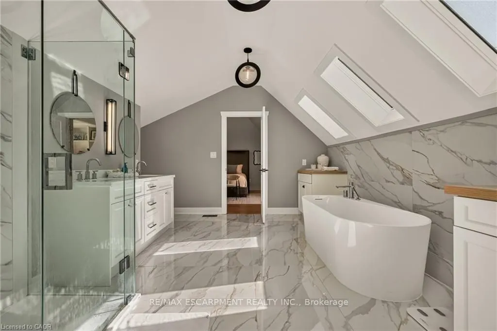204 Fallingbrook Drive