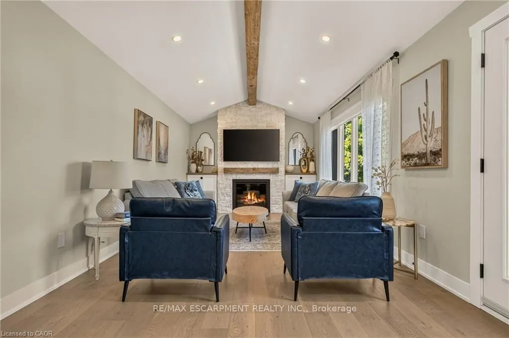 204 Fallingbrook Drive