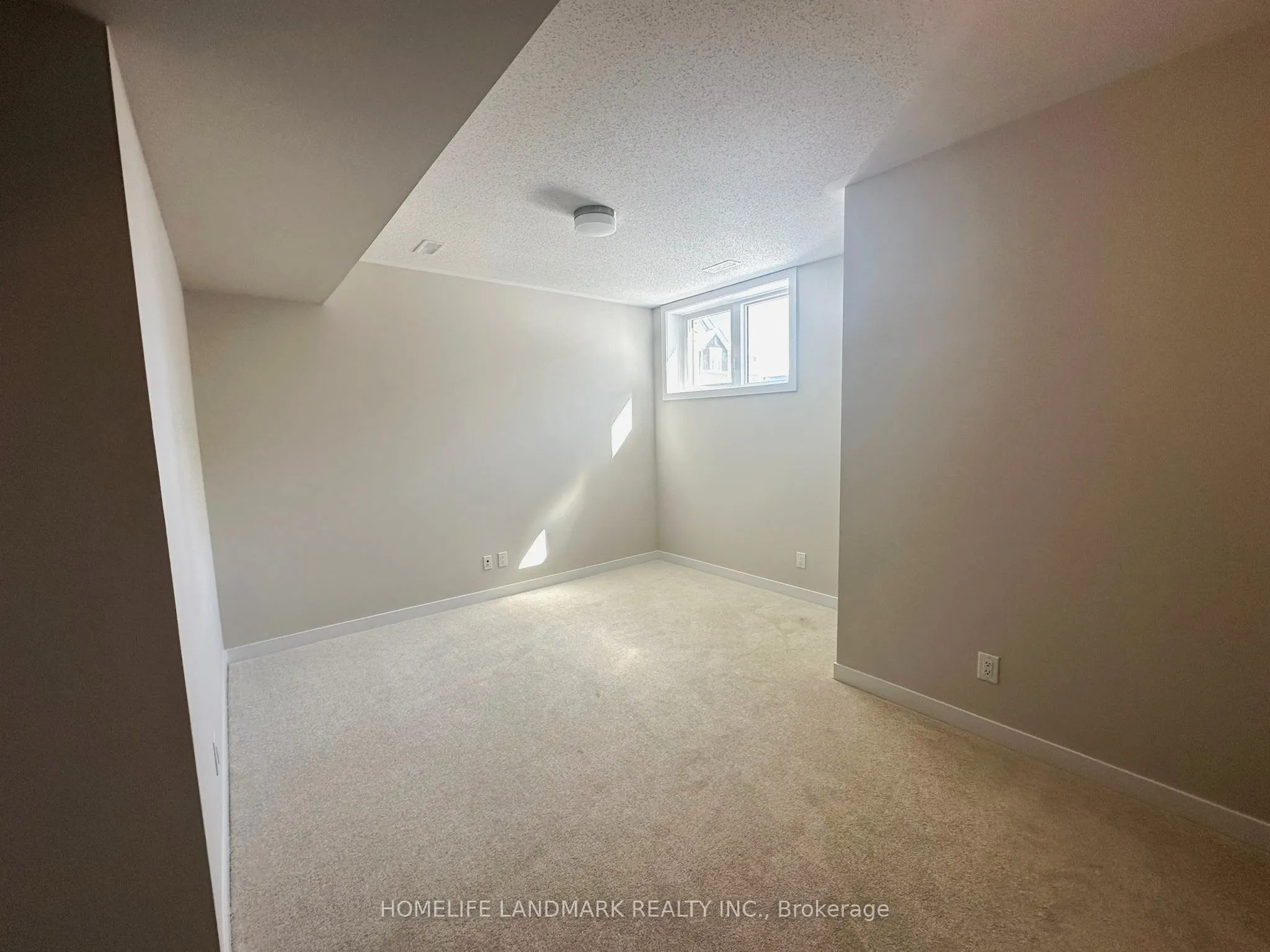 74 Ryan Reynolds Way
