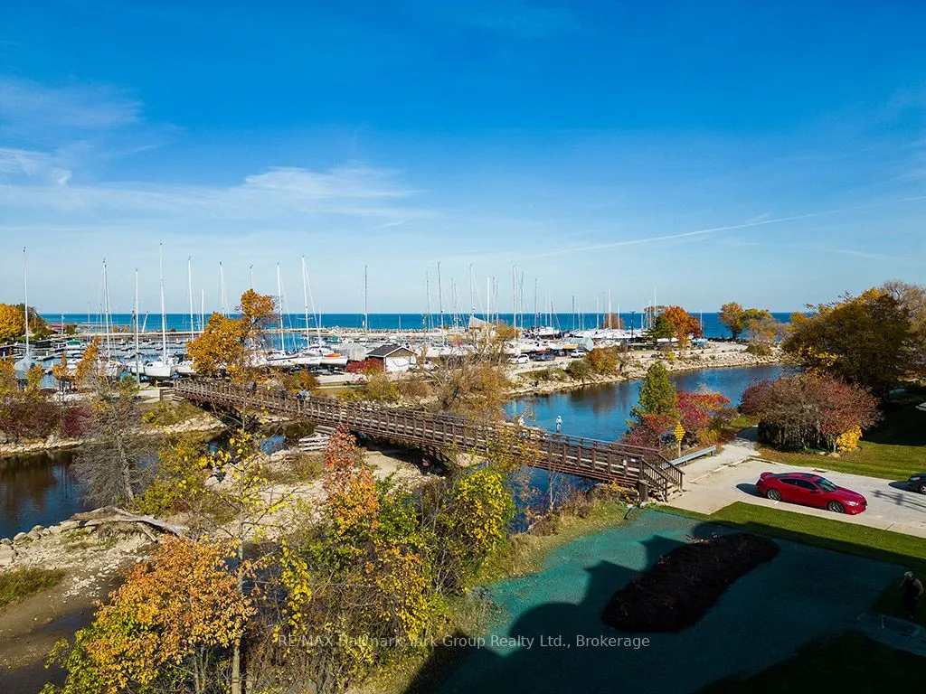 5-11 Bay Street E #1