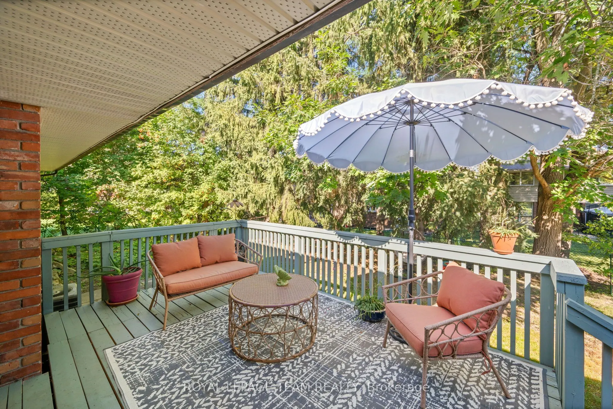 33 Rutherford Crescent