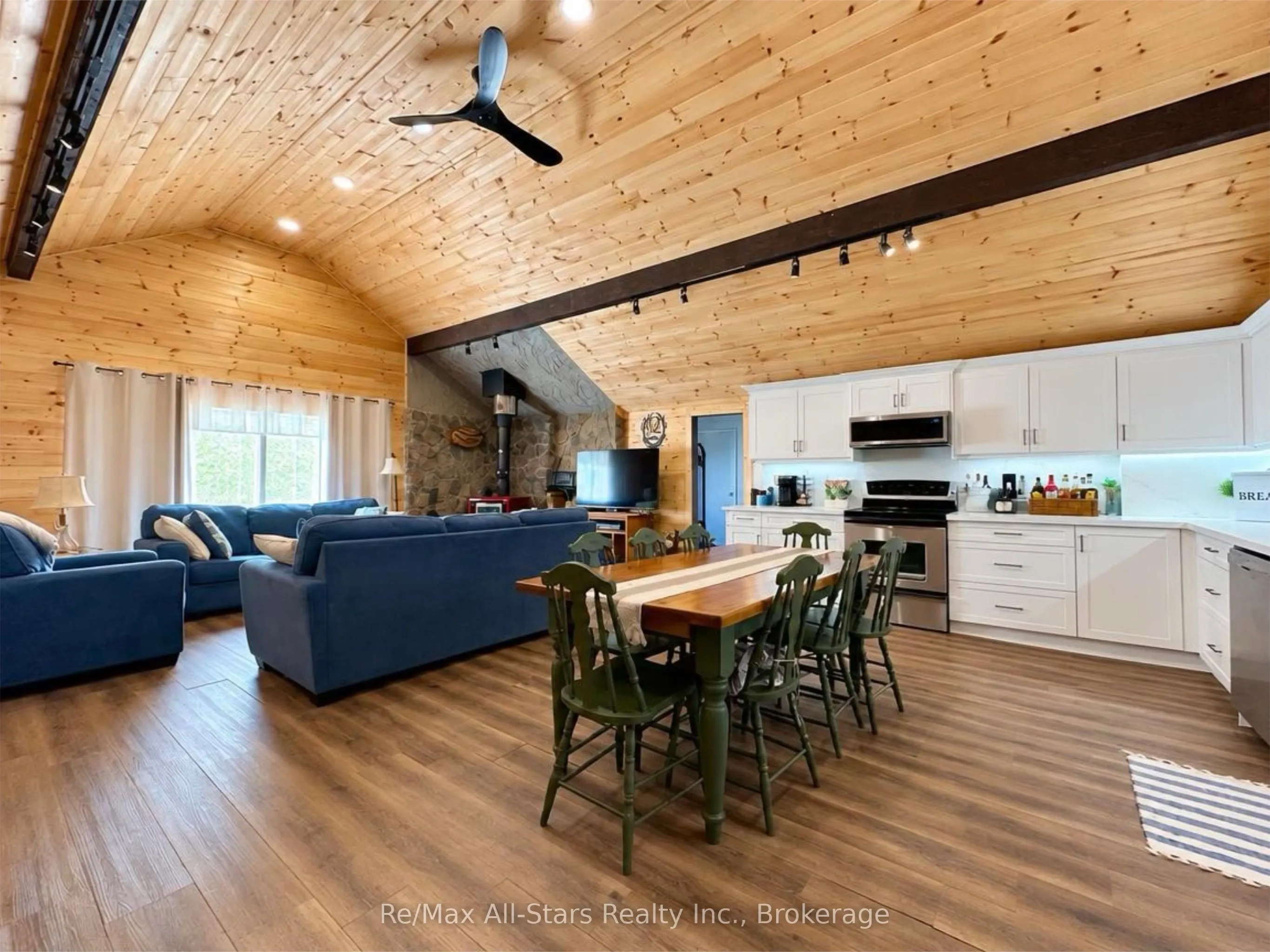 1284 REYNOLDS Road