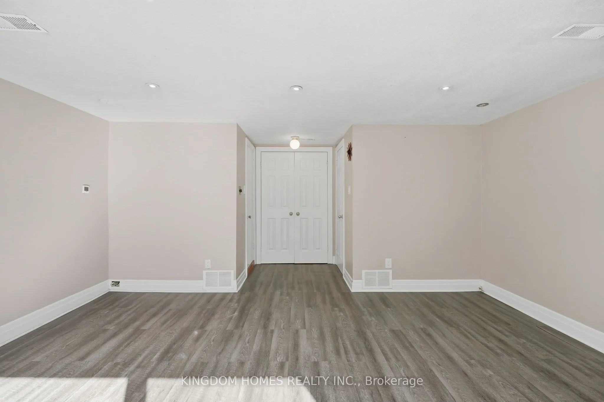 7 Shell Crescent