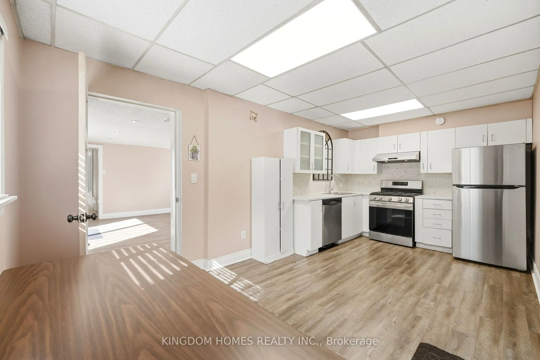 7 Shell Crescent