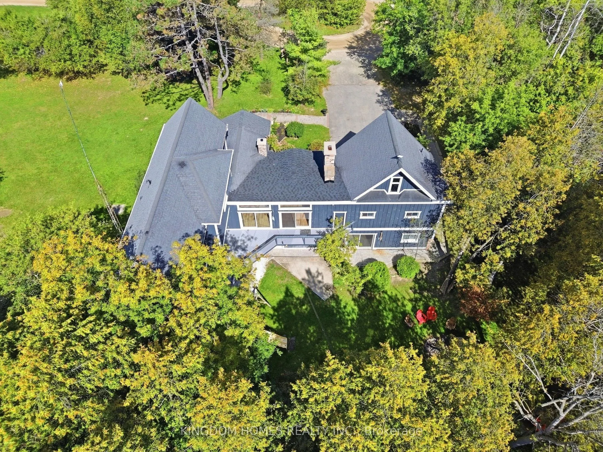 7 Shell Crescent