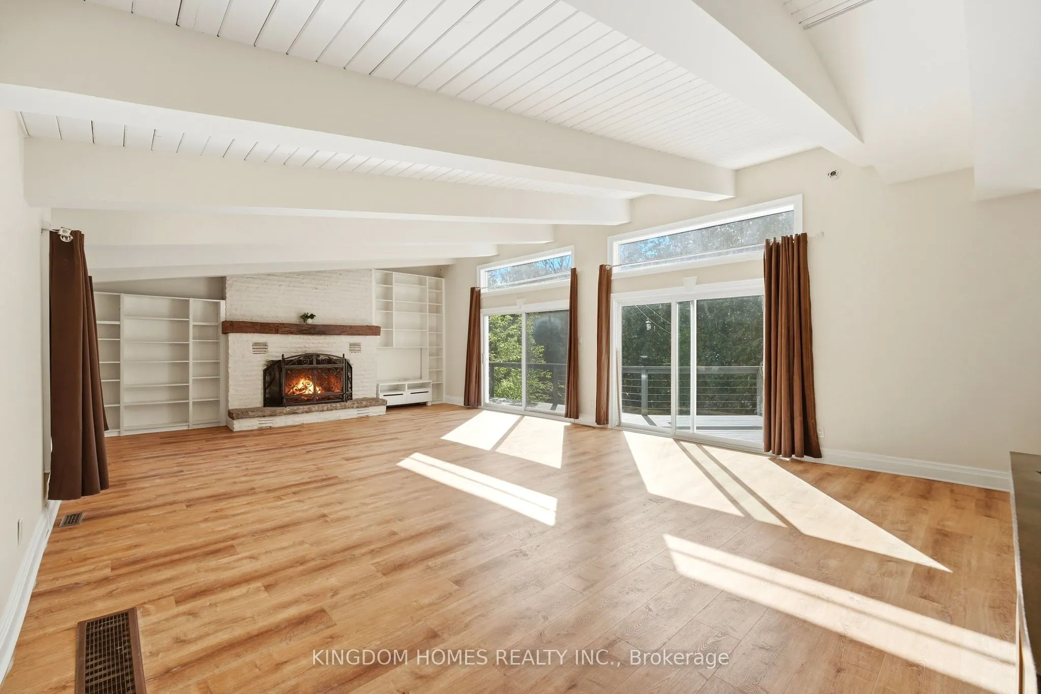 7 Shell Crescent