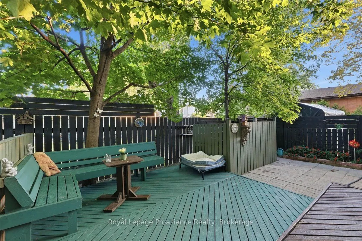 33 Lesley Drive