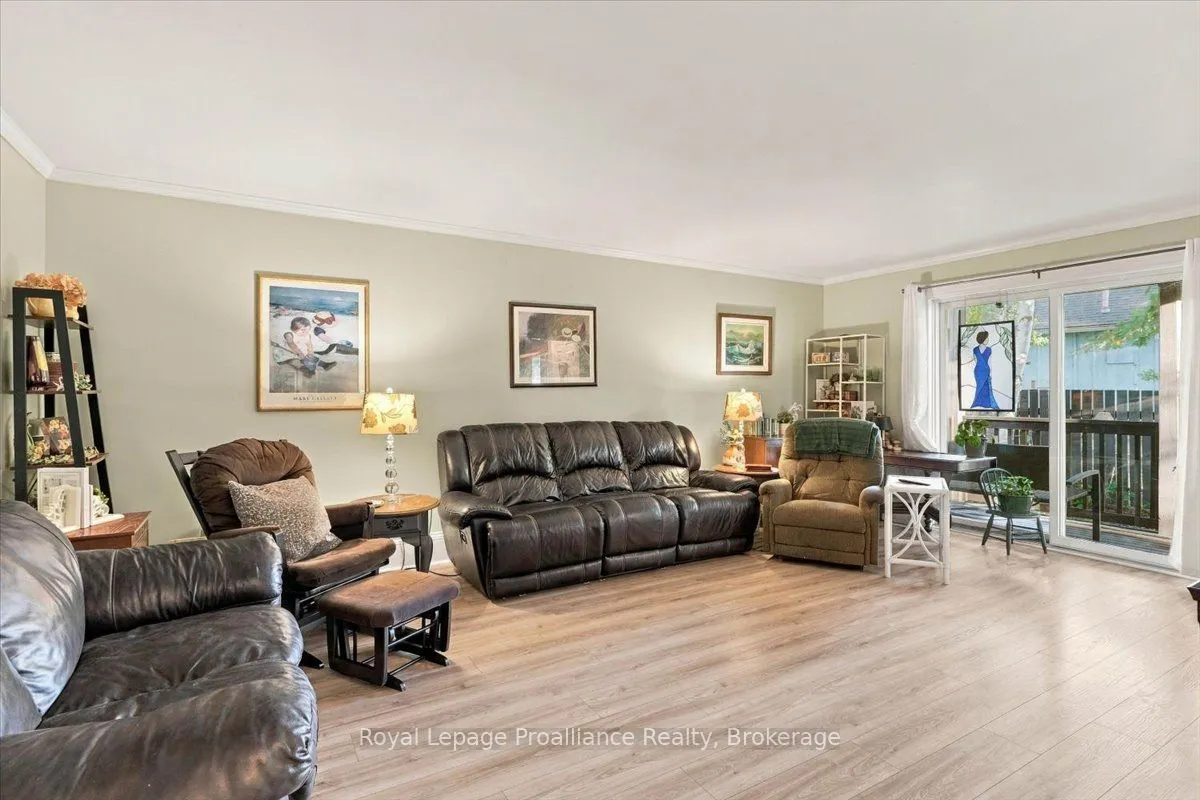 33 Lesley Drive