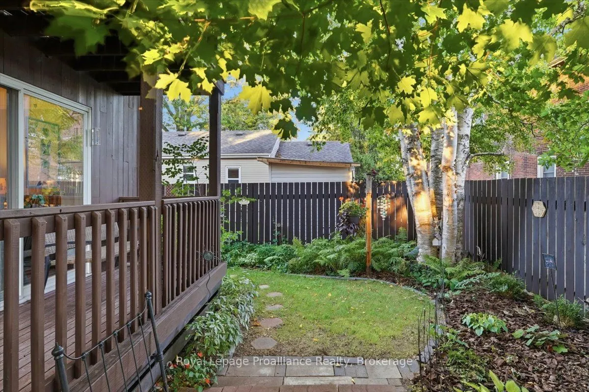 33 Lesley Drive