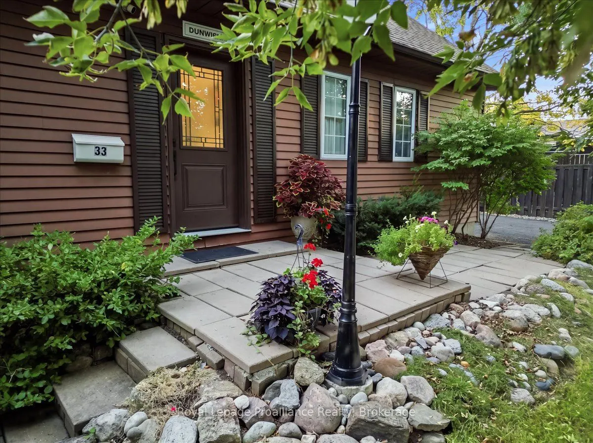 33 Lesley Drive