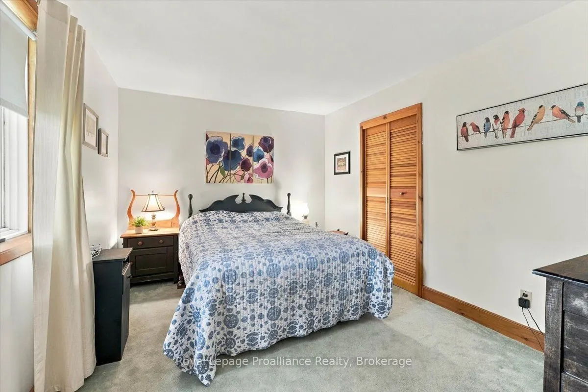 33 Lesley Drive