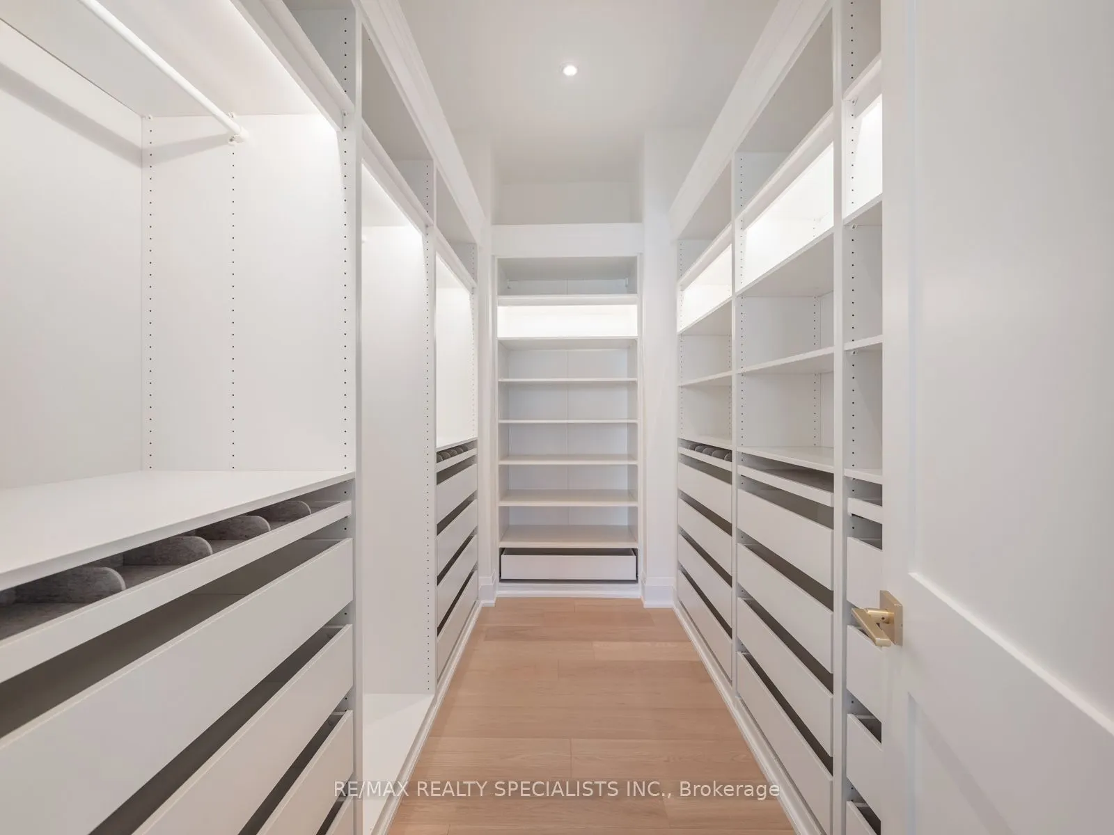 12 ROMANY RANCH Road