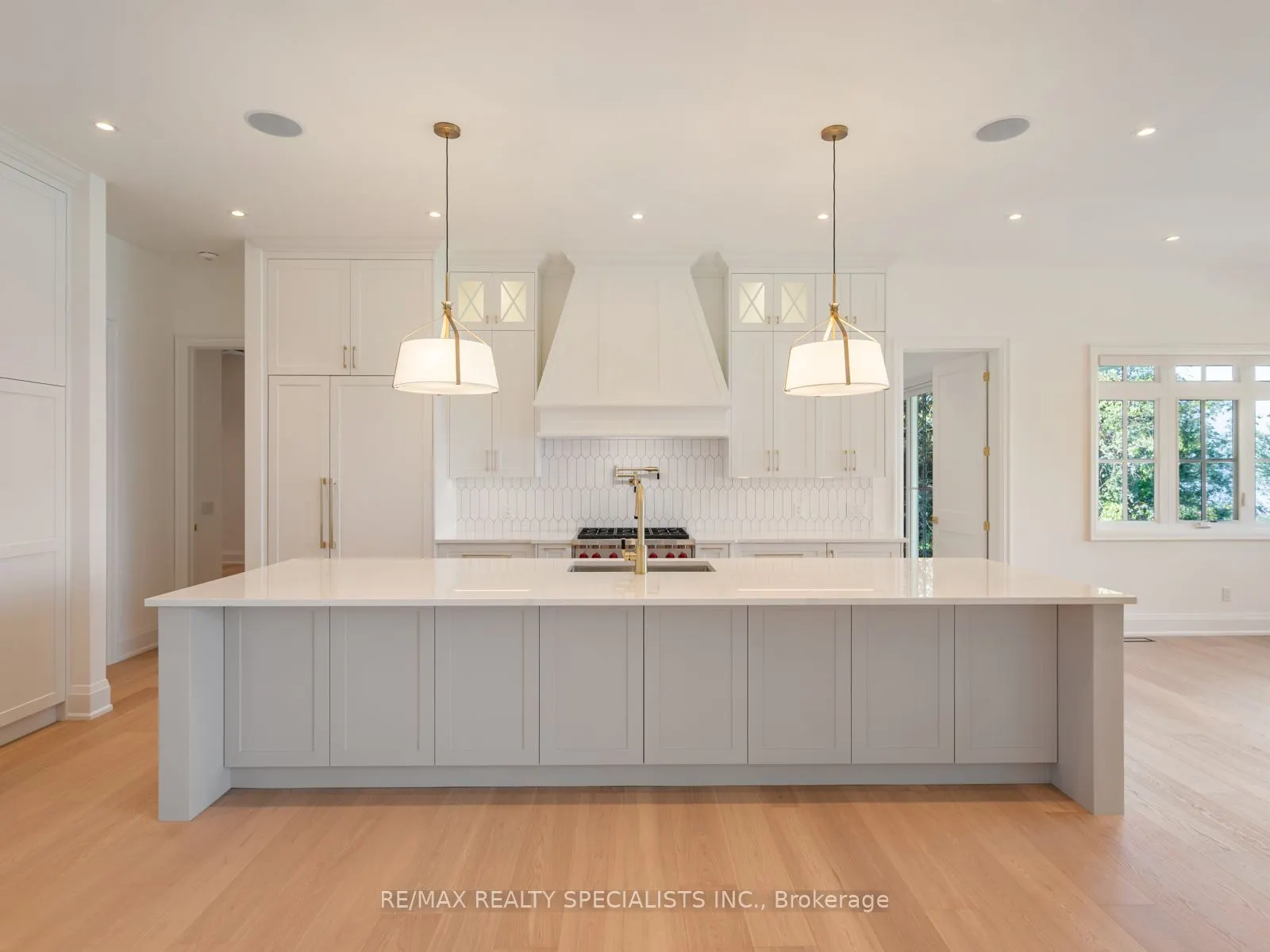 12 ROMANY RANCH Road