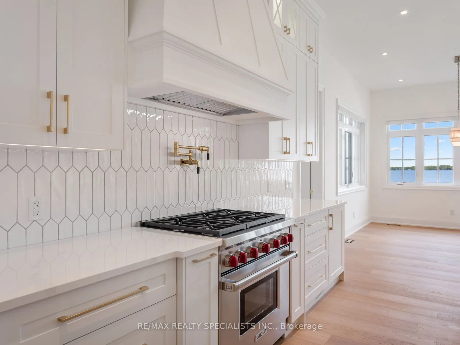 12 ROMANY RANCH Road