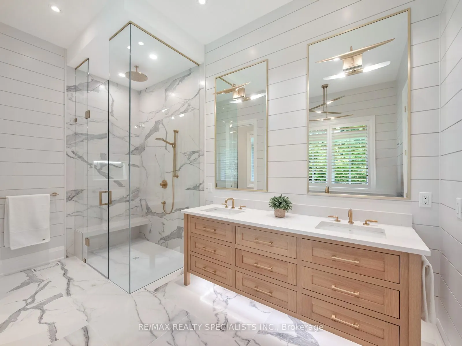 12 ROMANY RANCH Road