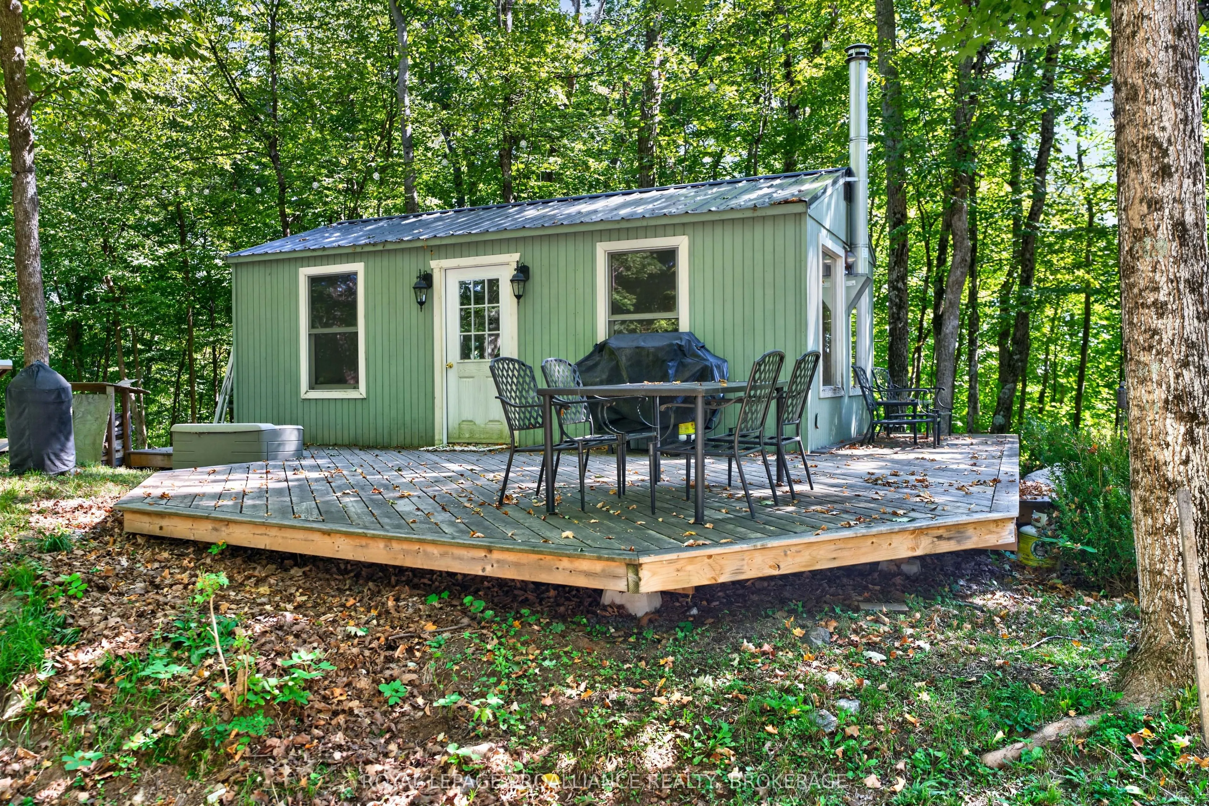 1057 Forest Lane