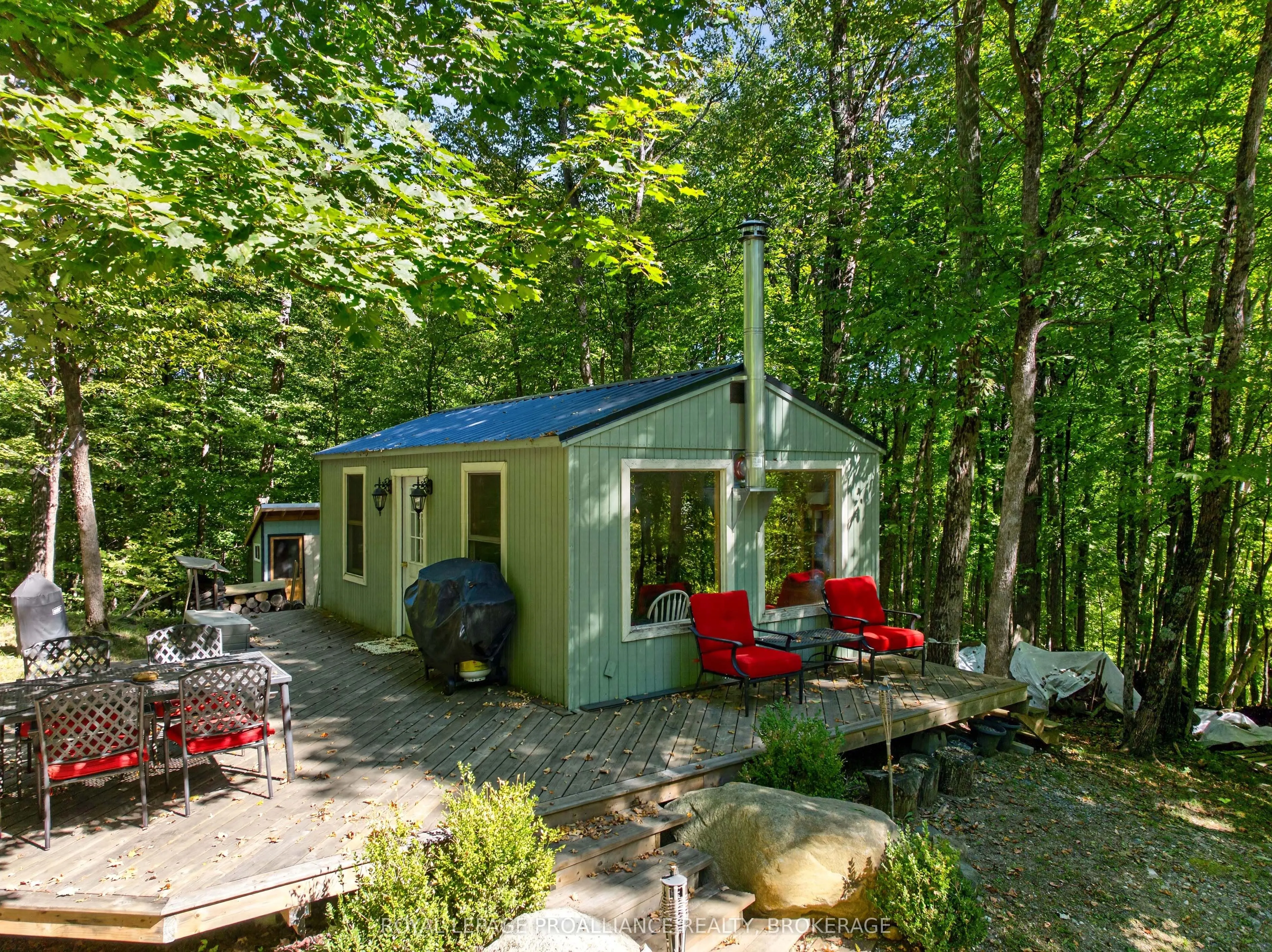 1057 Forest Lane