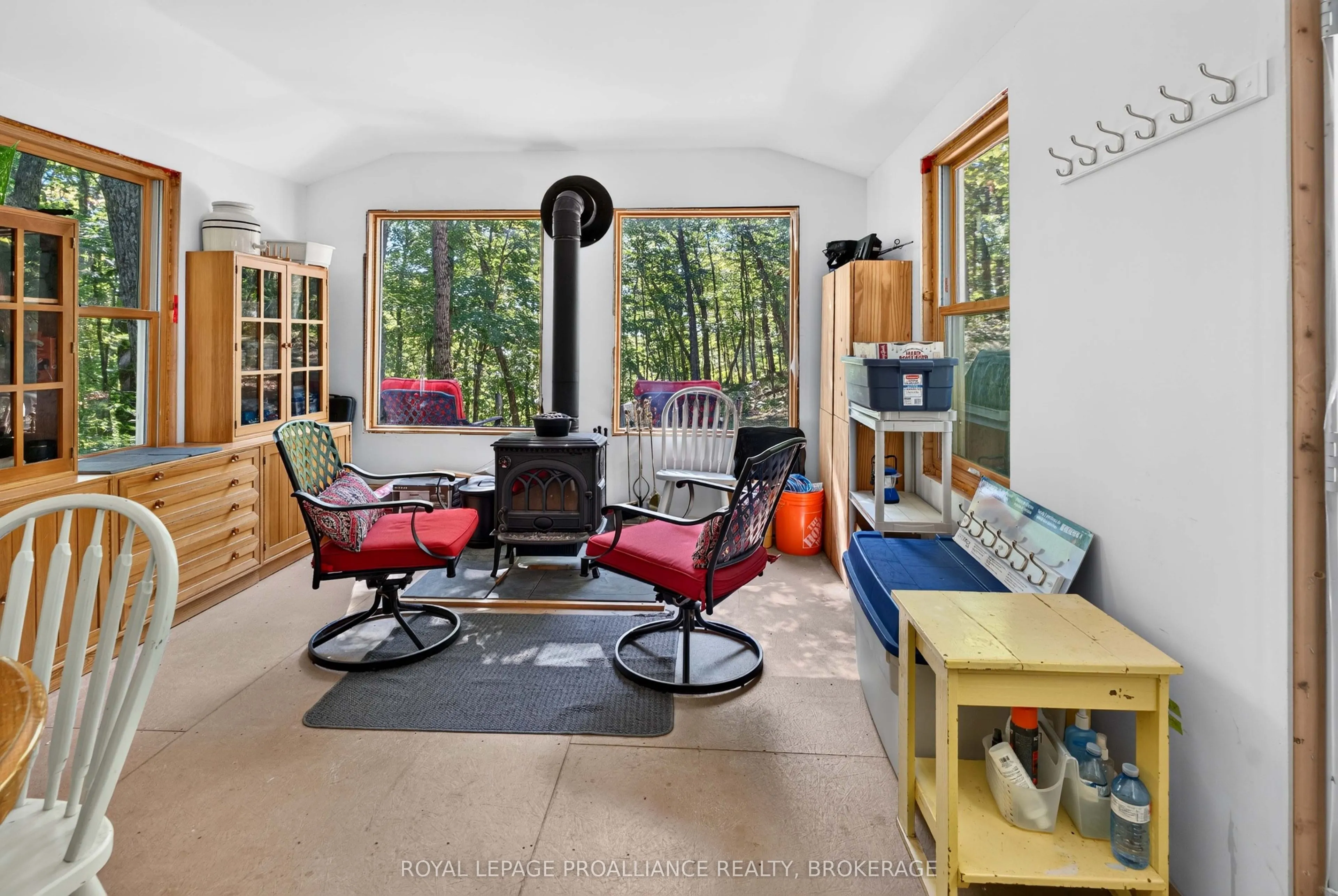 1057 Forest Lane