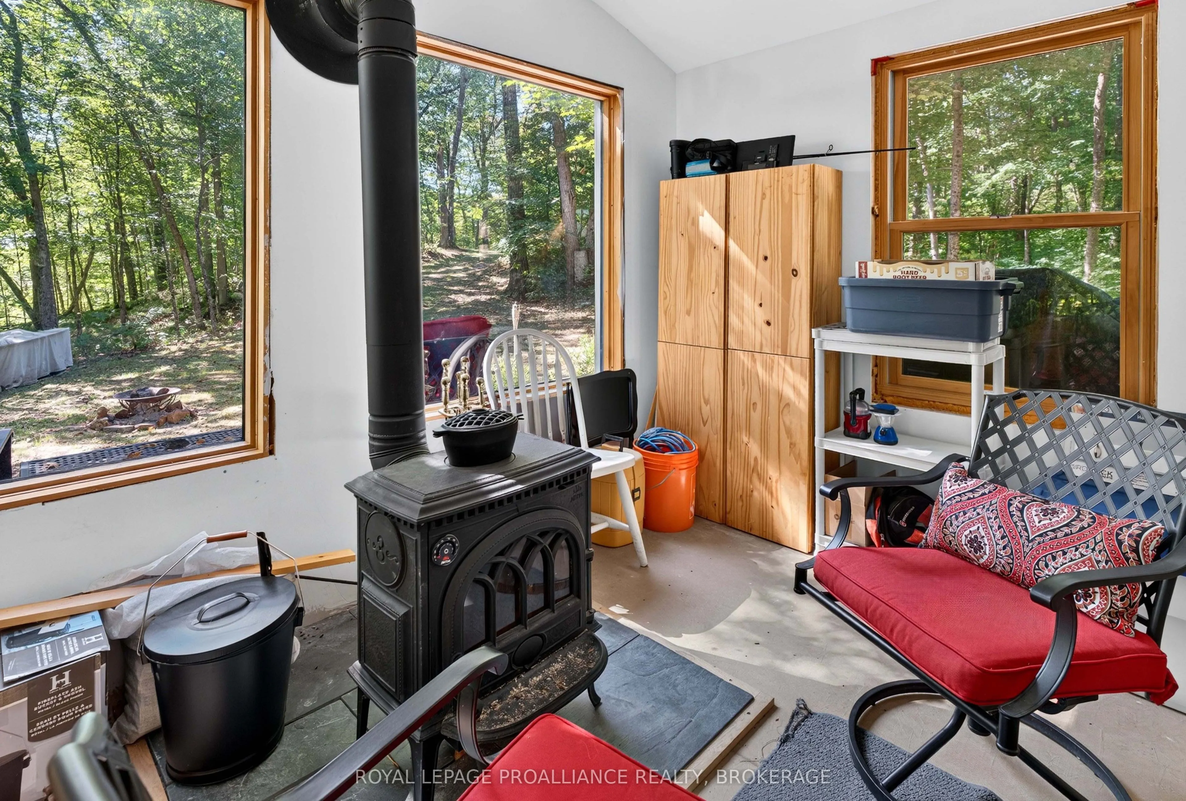 1057 Forest Lane