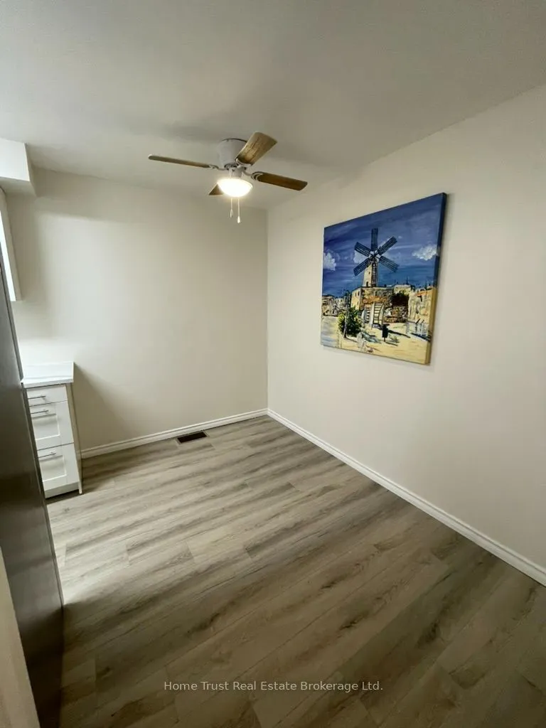2 Worton Avenue #18